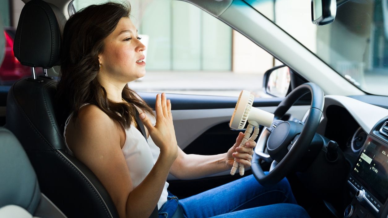 Heute.at - So einfach kühlt man das überhitzte Auto ab