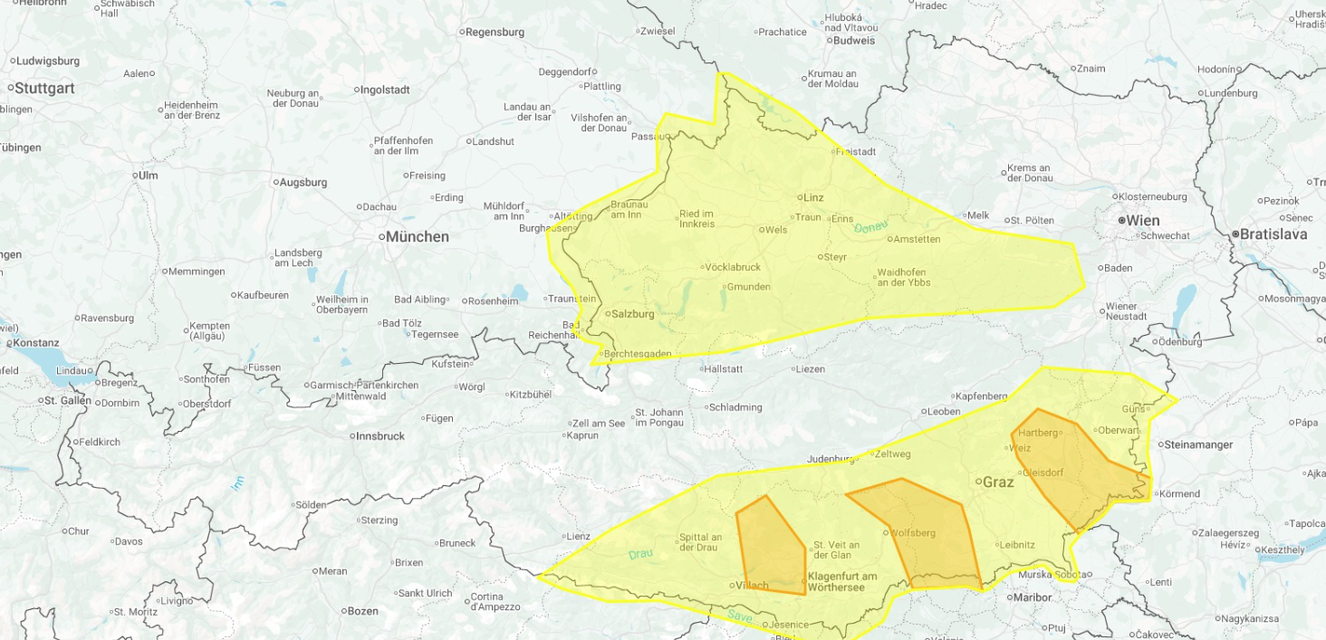 Am Nachmittag verlagert sich die Gewittertätigkeit in den Süden und Südosten.