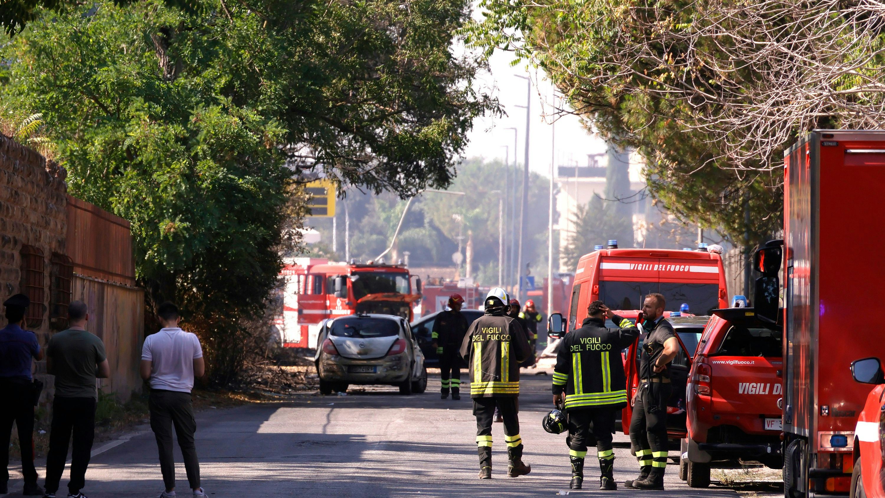 ???? ROMA, ESPLOSIONE IN UN DISTRIBUTORE DI GPL: 40 I FERITI, MOMENTI DI PAURA IN CITTÀ