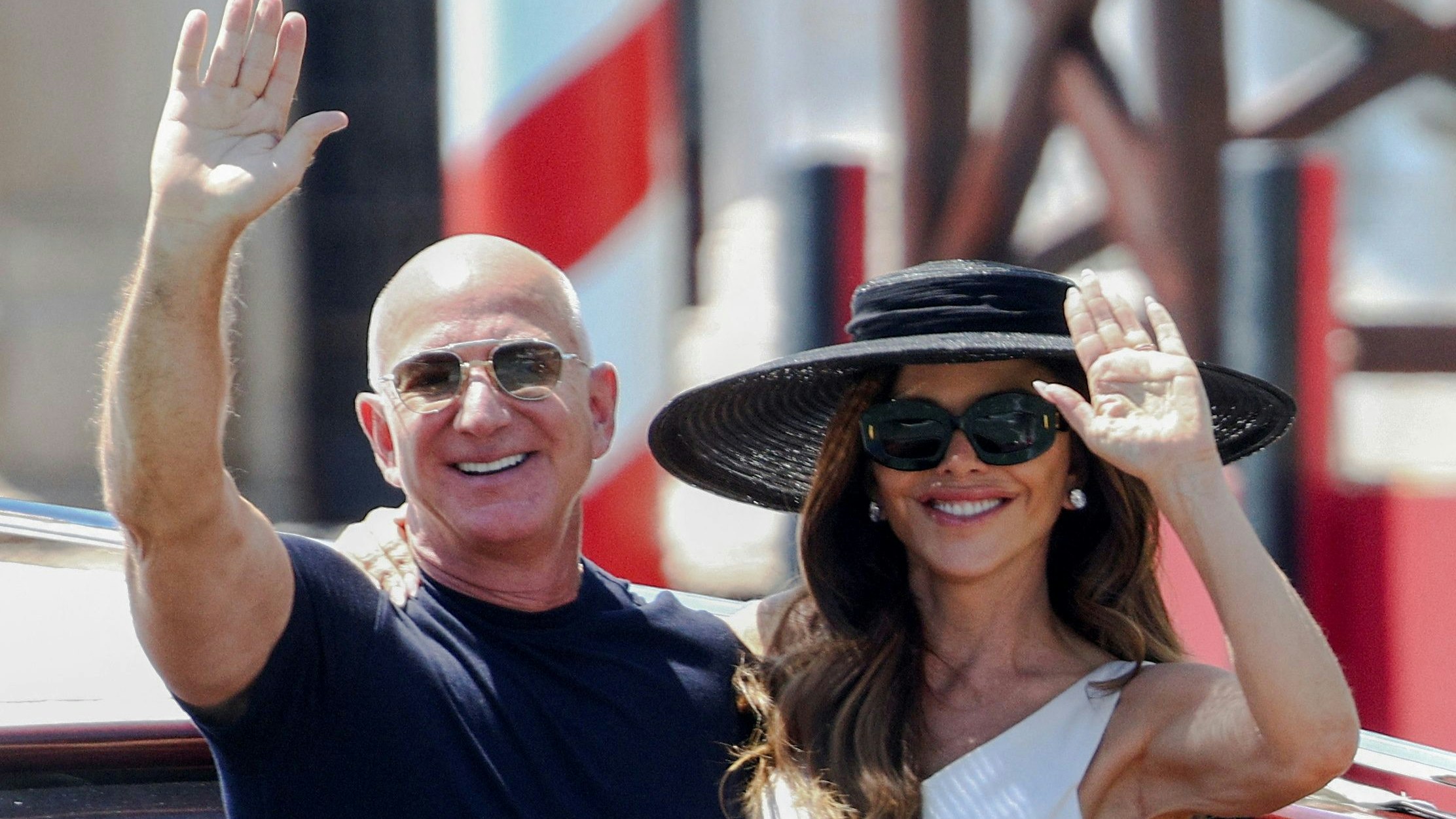 Der Amazon-Boss könnte mit Blue Origin ins Weltraum-Geschäft mit der Regierung kommen