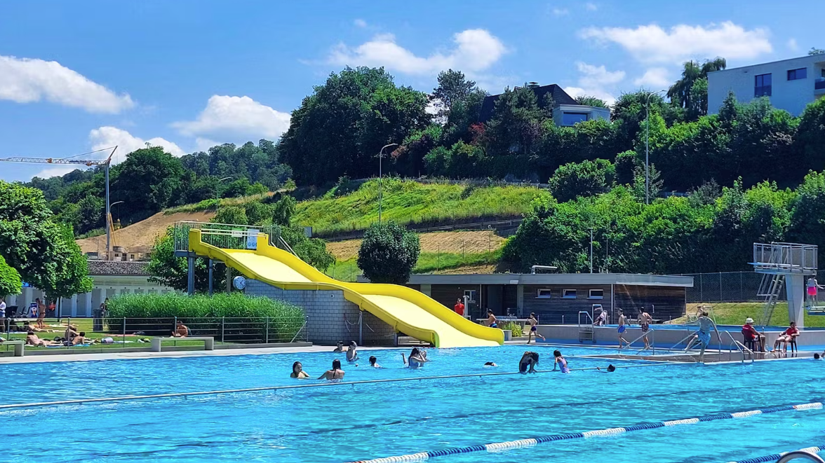 Heute.at - Freibad verbannt Ausländer: Es ist jetzt viel ruhiger