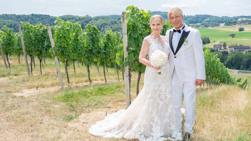 <strong>07.07.2025: Heinzl-Traumhochzeit in weiß – wer aller mit dabei war.</strong> Am Wochenende sagten Sonja Sarközi und Dominic Heinzl "Ja" zueinander. "Heute" hat die Fotos der Traumhochzeit in der Südsteiermark. <strong><a data-li-document-ref="120117889" href="https://www.heute.at/s/heute-zeigt-alle-fotos-der-heinzl-traumhochzeit-120117889">Weiterlesen &gt;&gt;</a></strong>