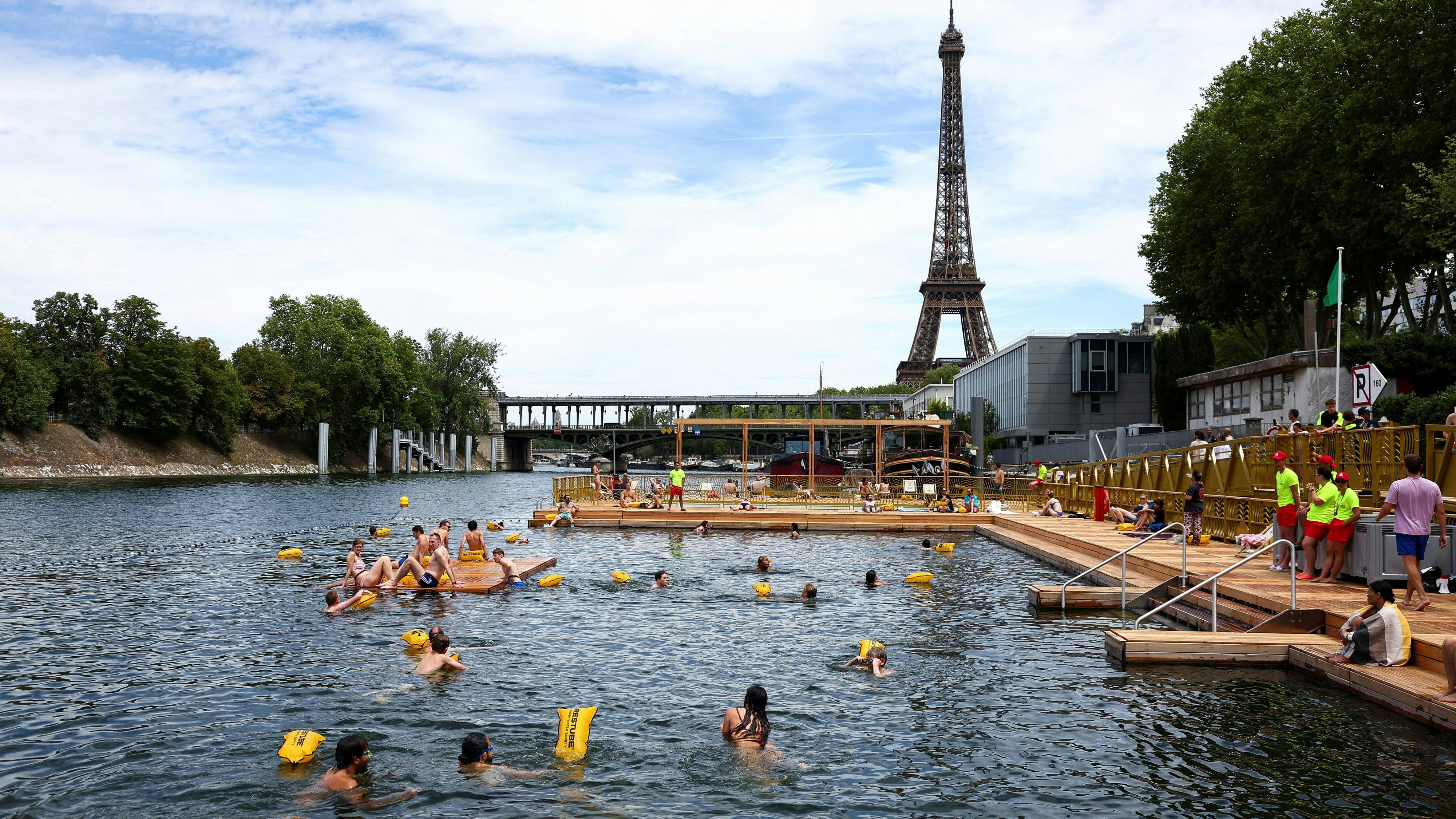 Heute.at - Nach einem Tag: Baden in Seine wieder verboten