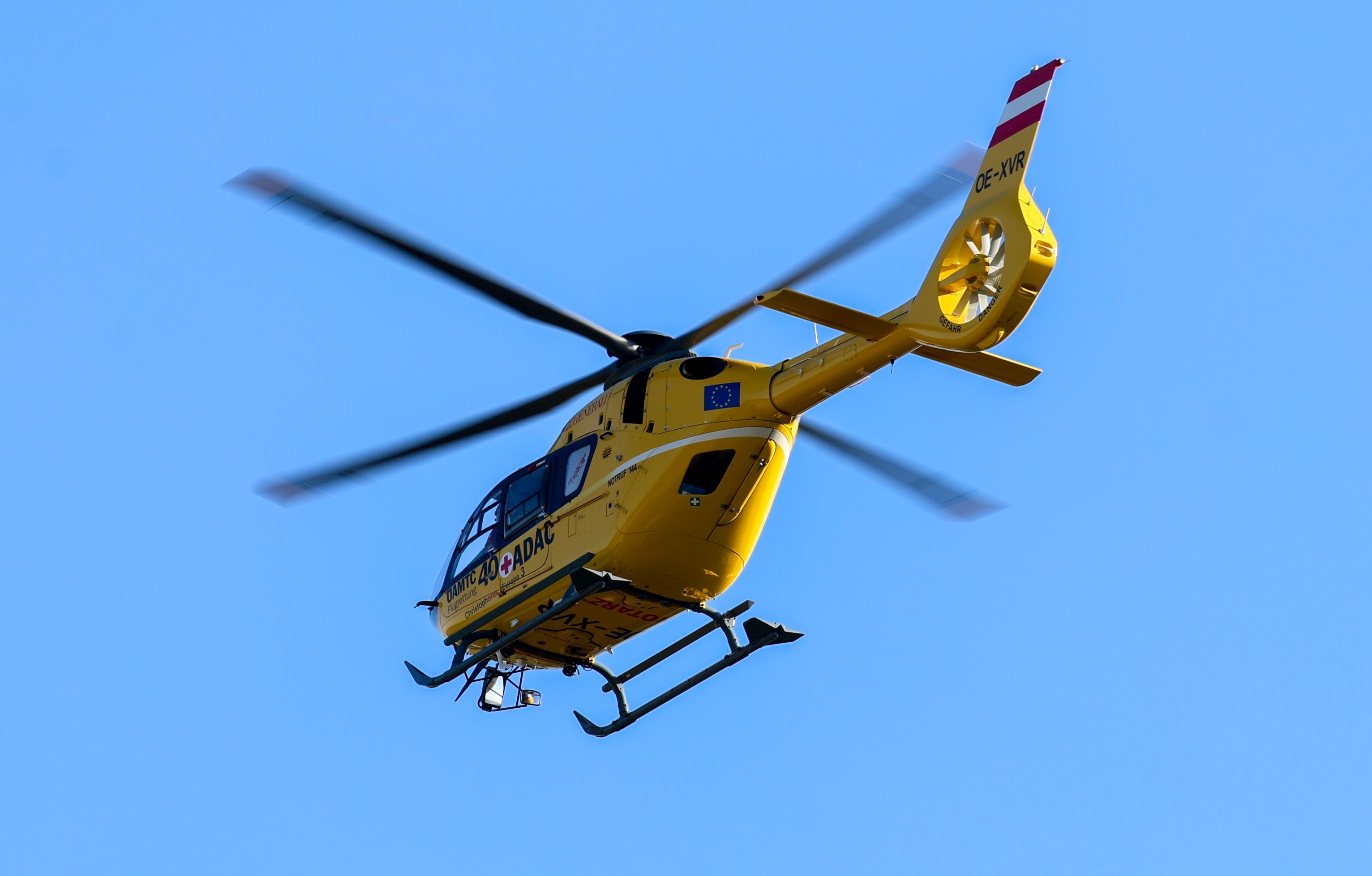 Die 37-Jährige wurde vom Hubschrauber geborgen und ins Spital geflogen.