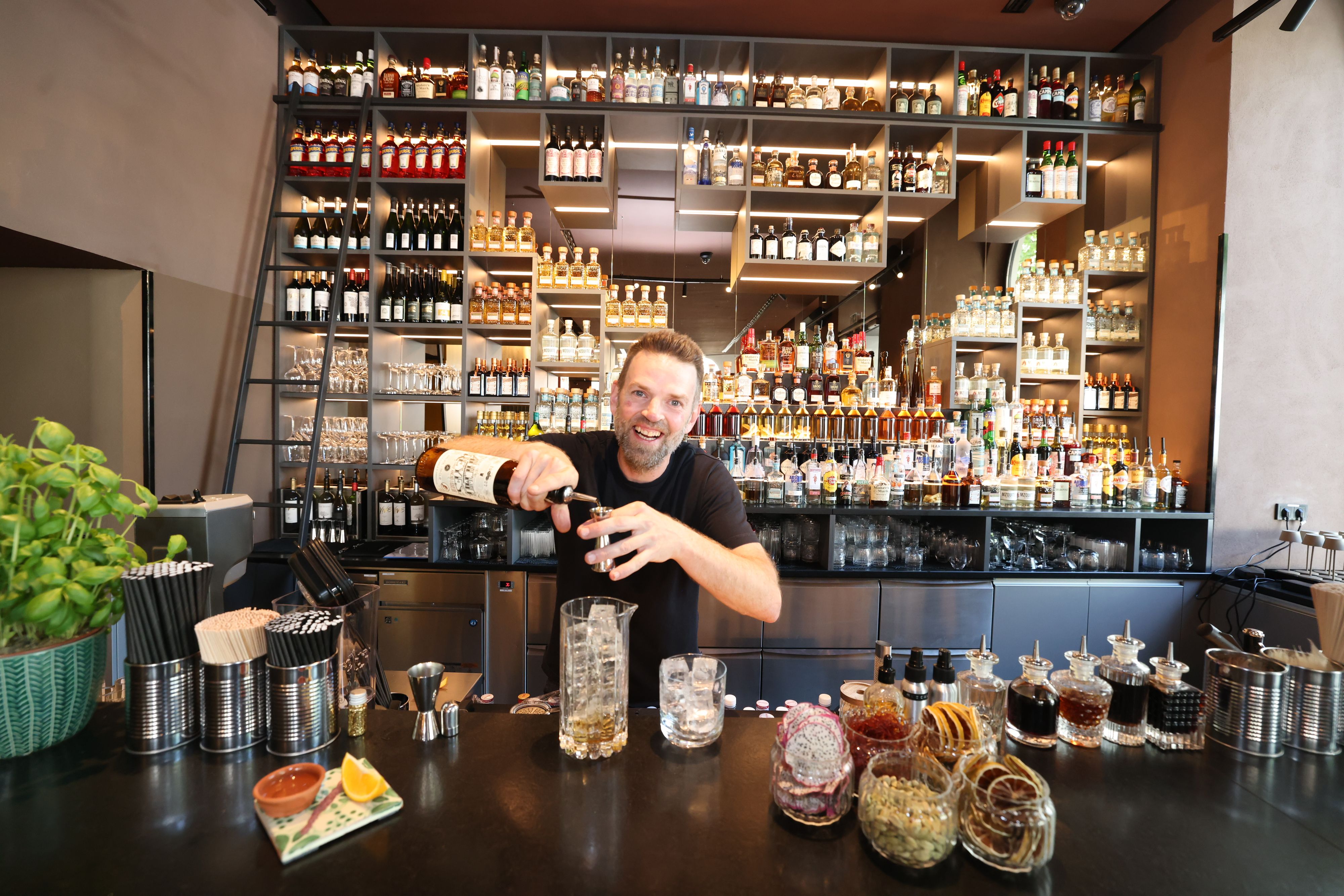 Von 16 bis 20 Uhr ist an der Bar 