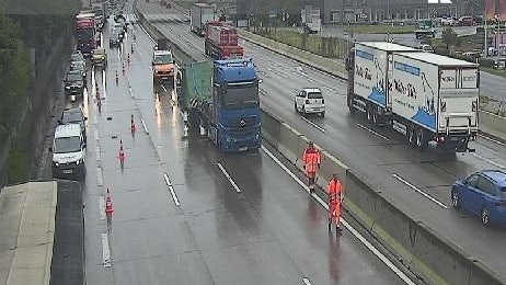 Heute.at - Heftiger Massencrash auf A9 fordert ein Todesopfer