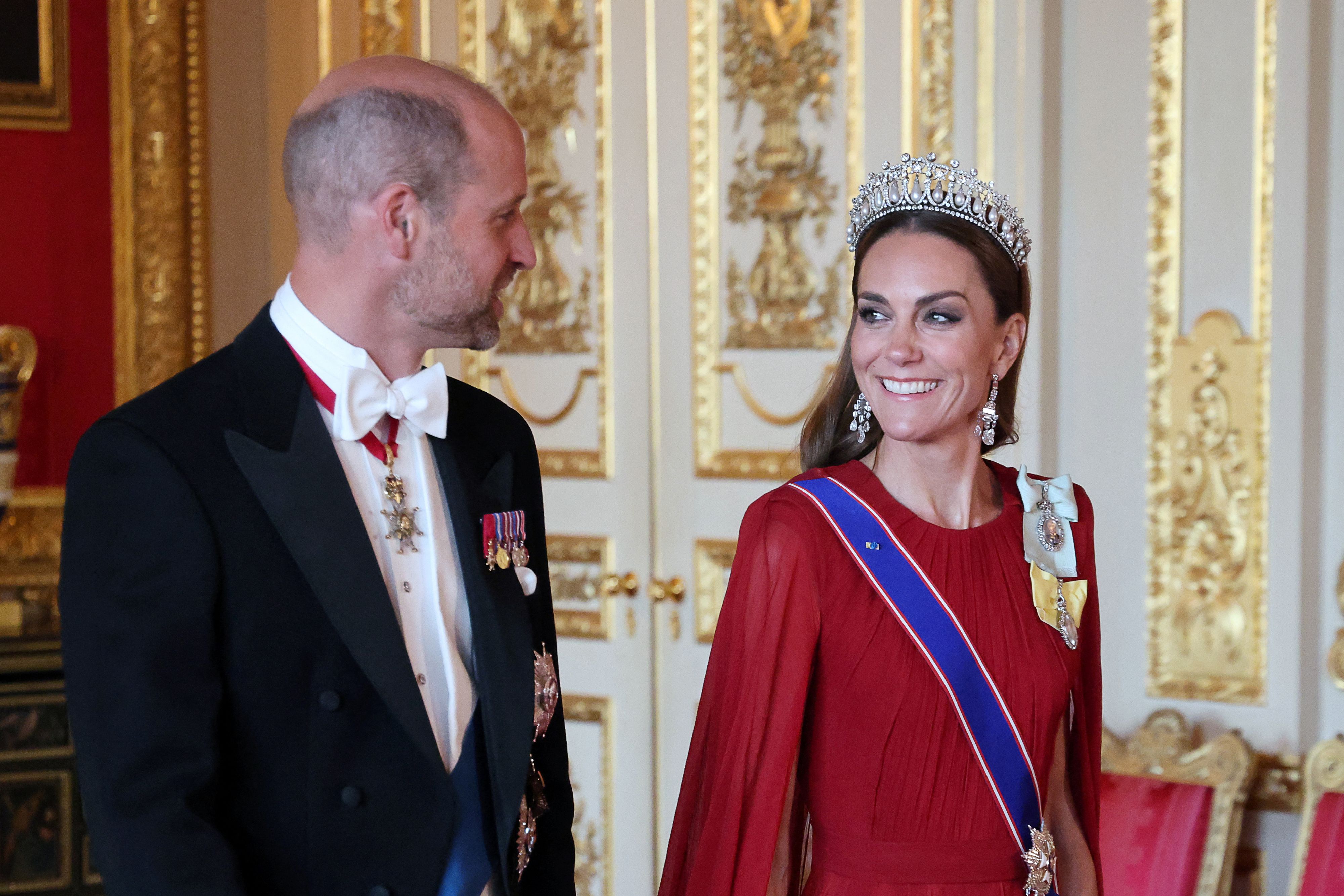Prinzessin Kate und Prinz William beim Empfangsbankett für den französischen Präsidenten Emmanuel Macron.