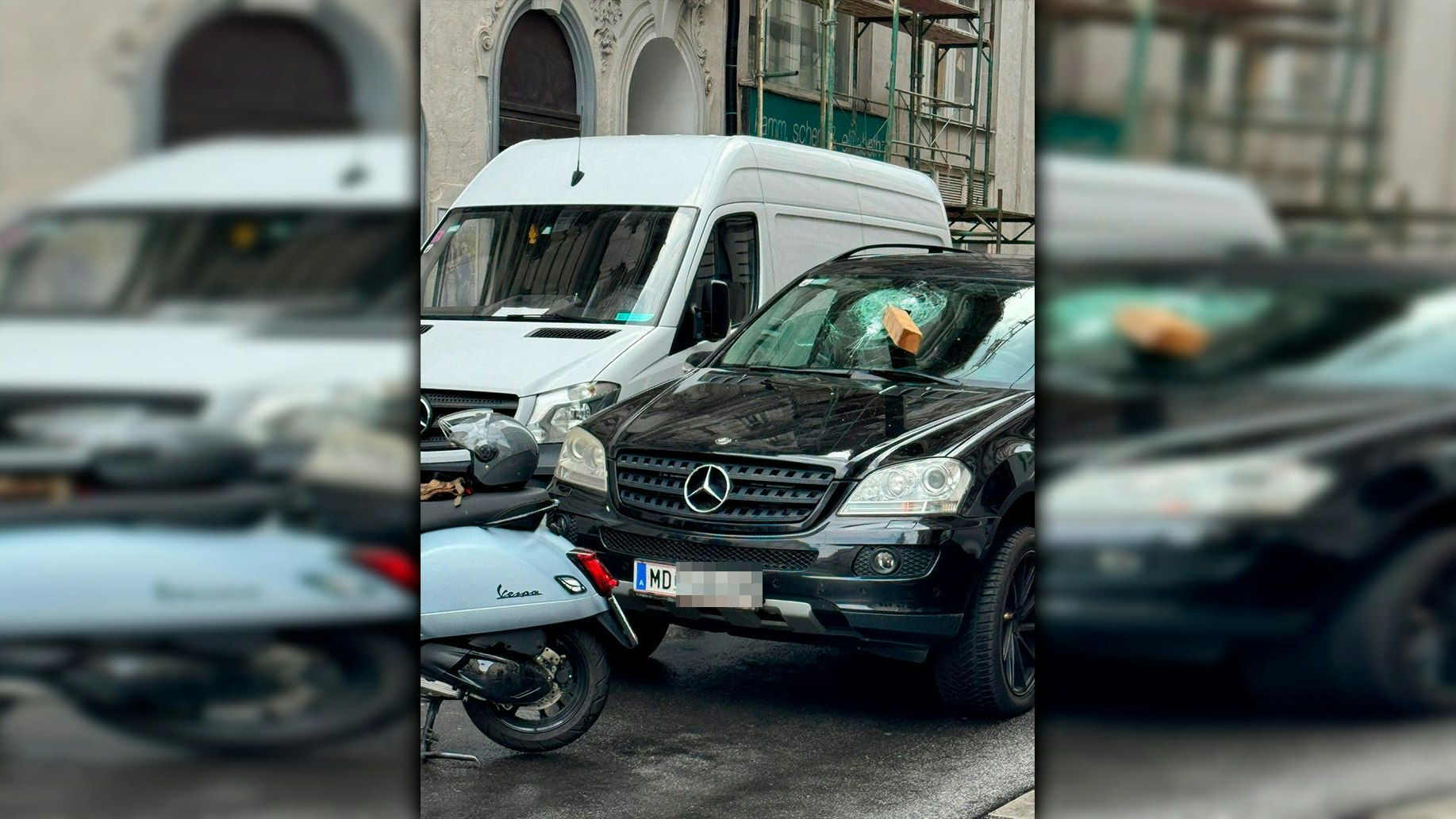 Heute.at - Lebensgefahr! Holzlatte spießt Mercedes in Wien auf