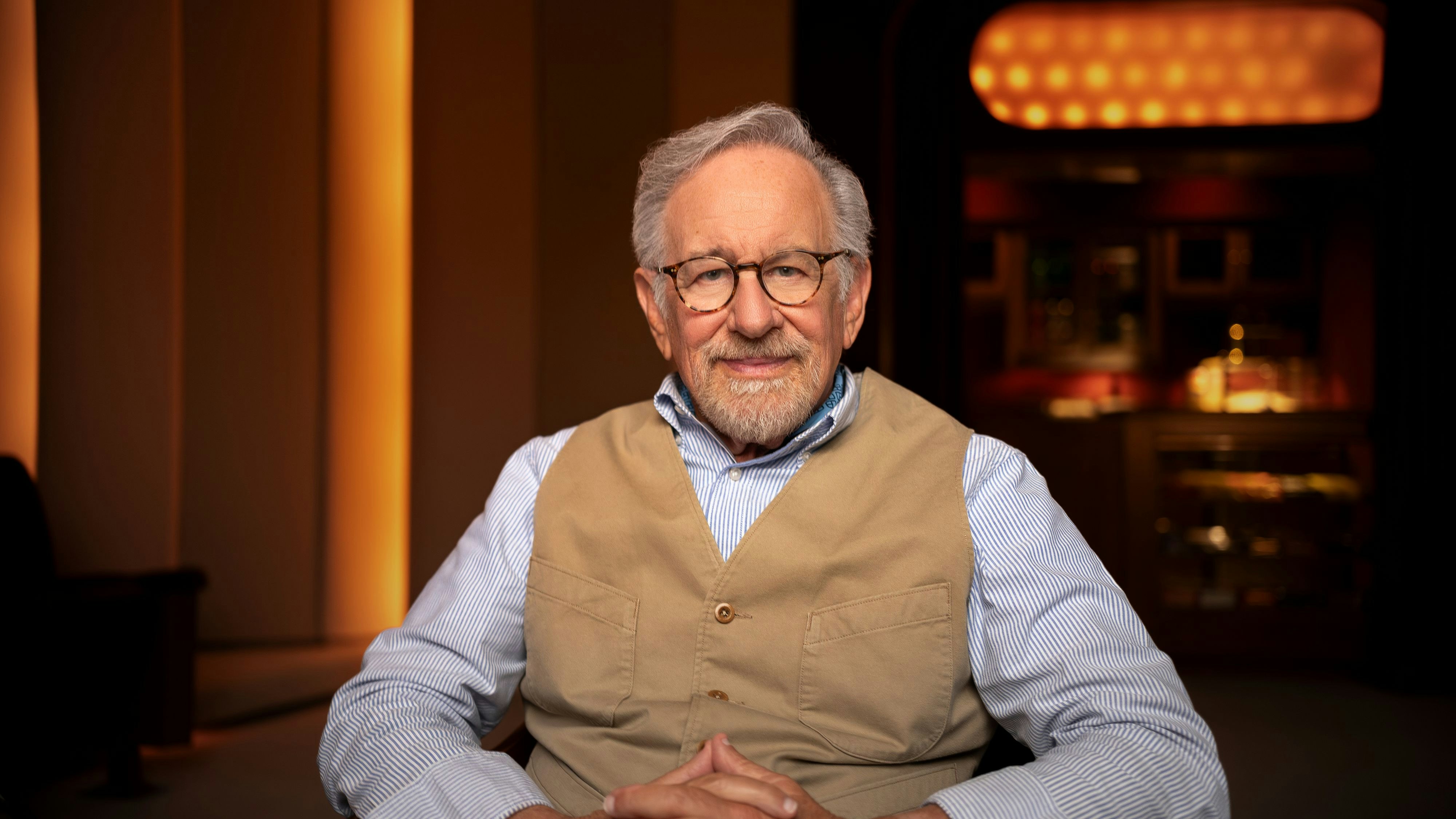 Heute.at - Spielberg zeigt, was hinter den Kulissen passiert