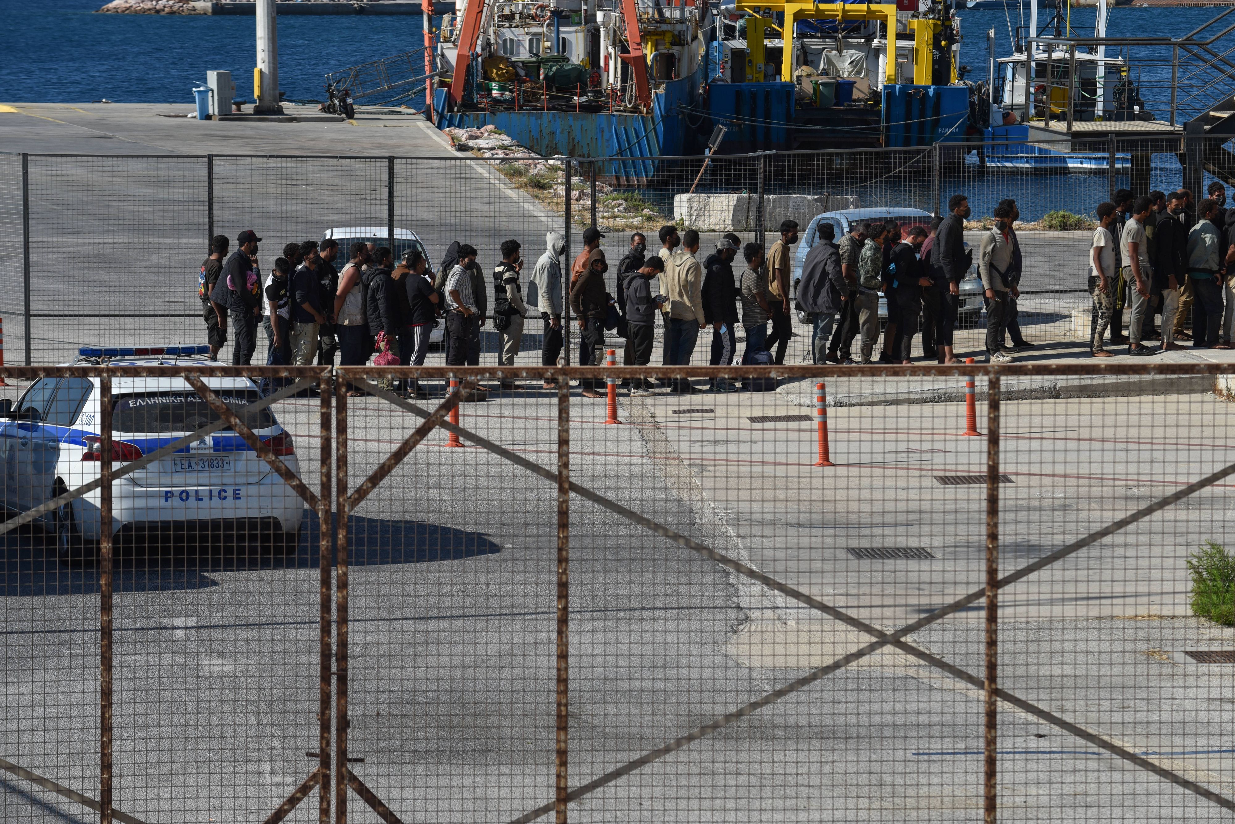 Innerhalb von zwei Tagen haben rund 2000 Migranten aus Ost-Libyen per Boot die griechische Insel Kreta erreicht – Tendenz stark steigend.