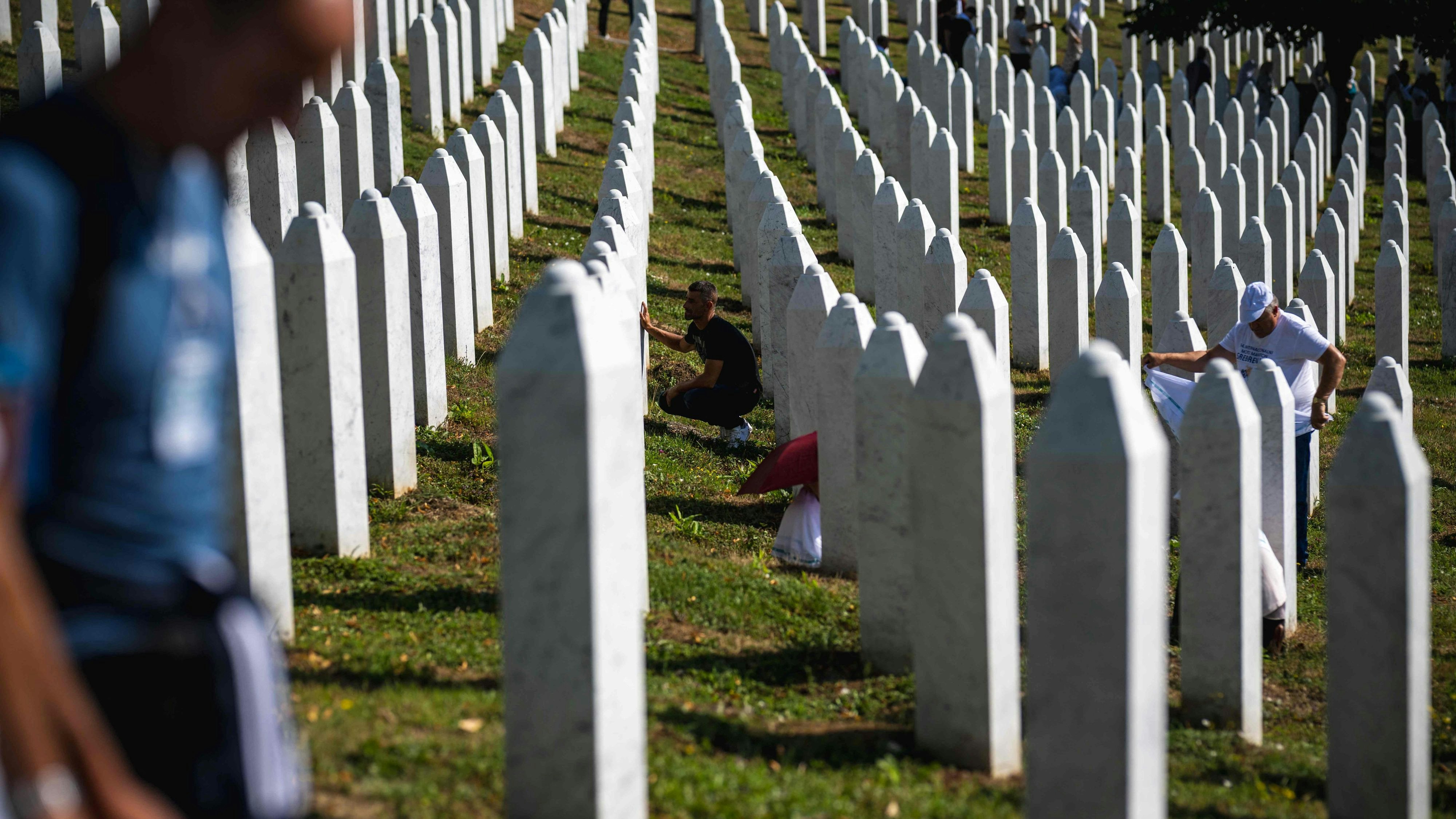 Heute.at - Vor 30 Jahren: Gedenken an Massaker von Srebrenica