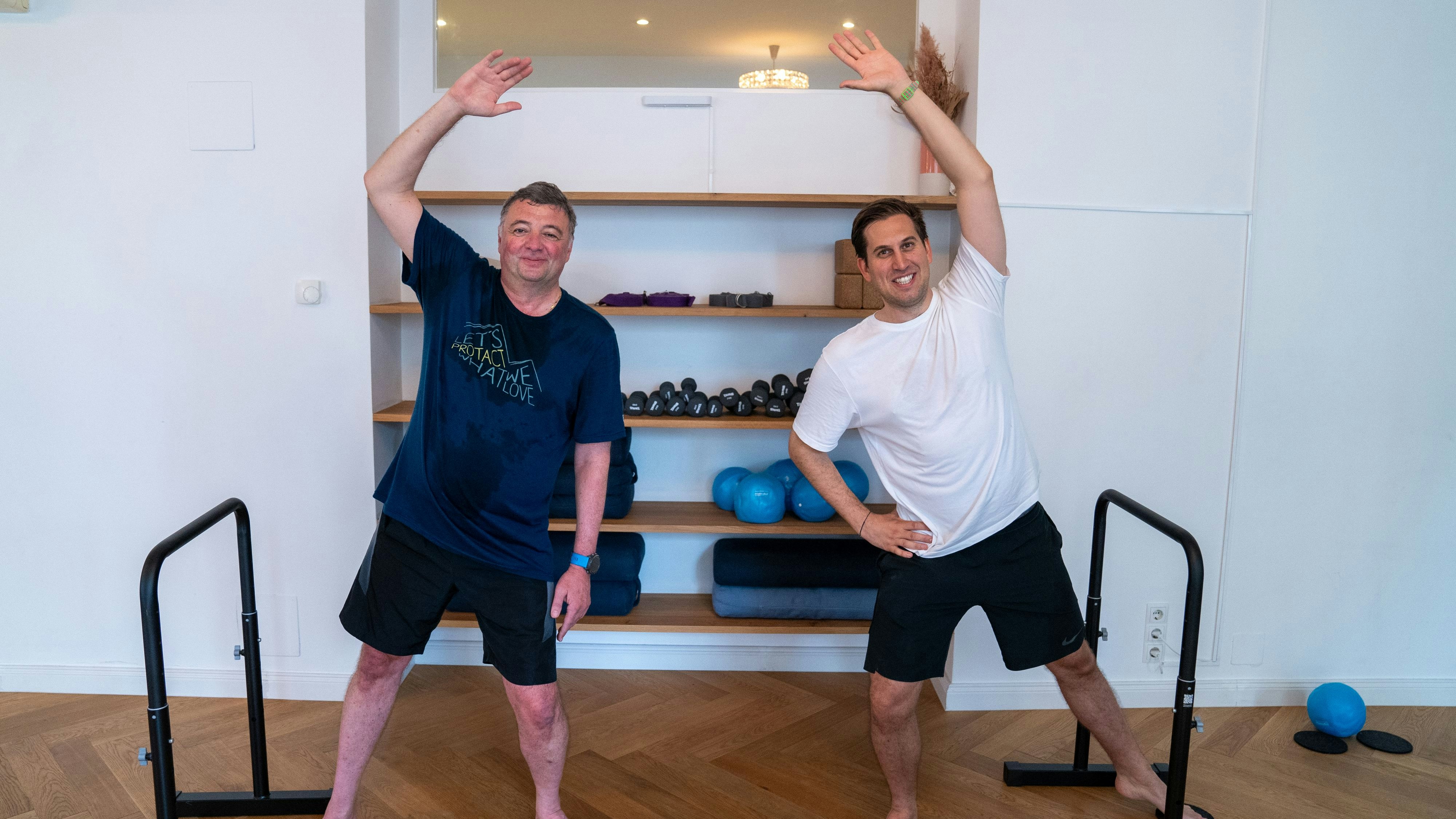 Heute.at - Barre-Workout: Pröll und Leichtfried an der Stange