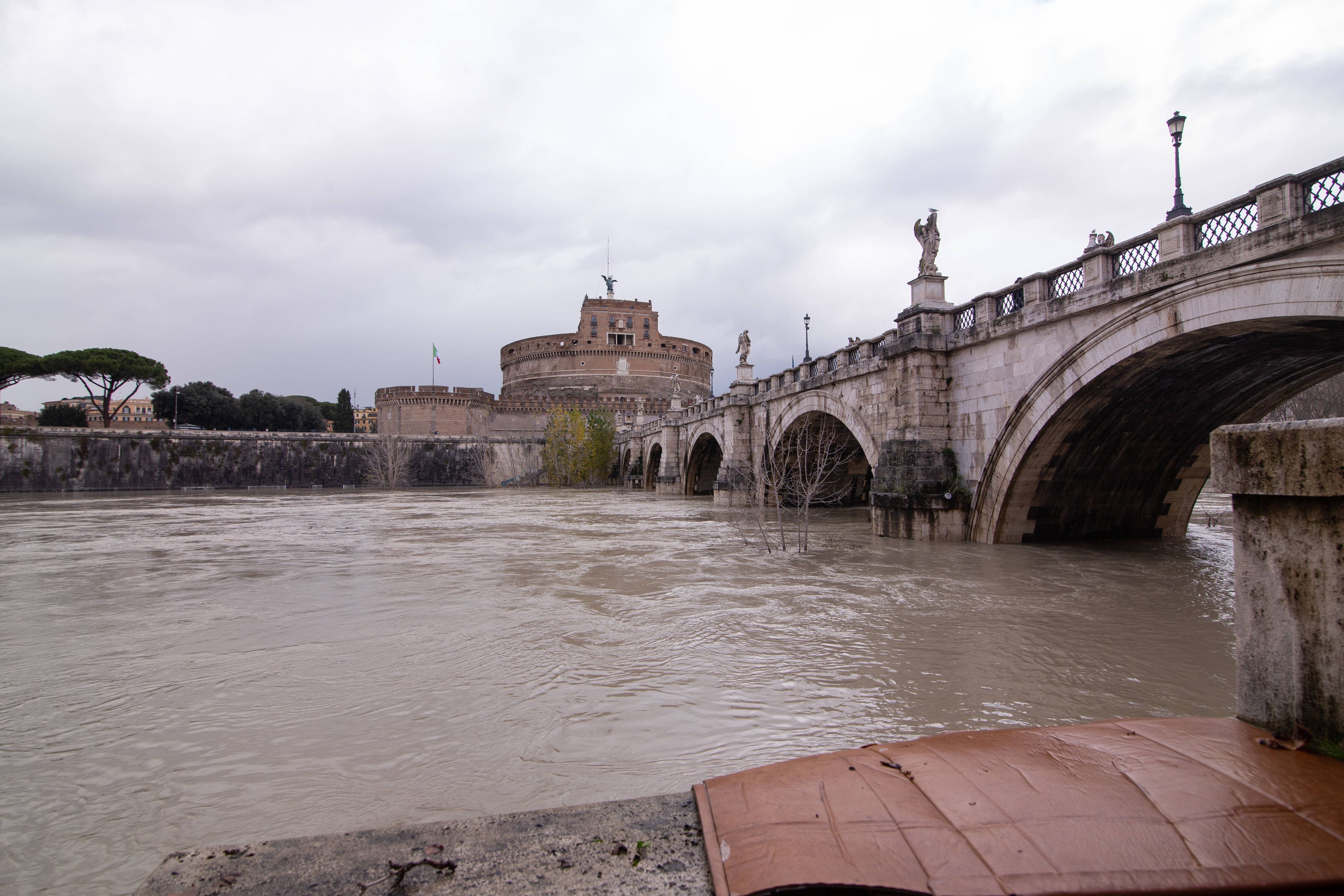 Rom plant, den Tiber zu einem Badeort zu machen.