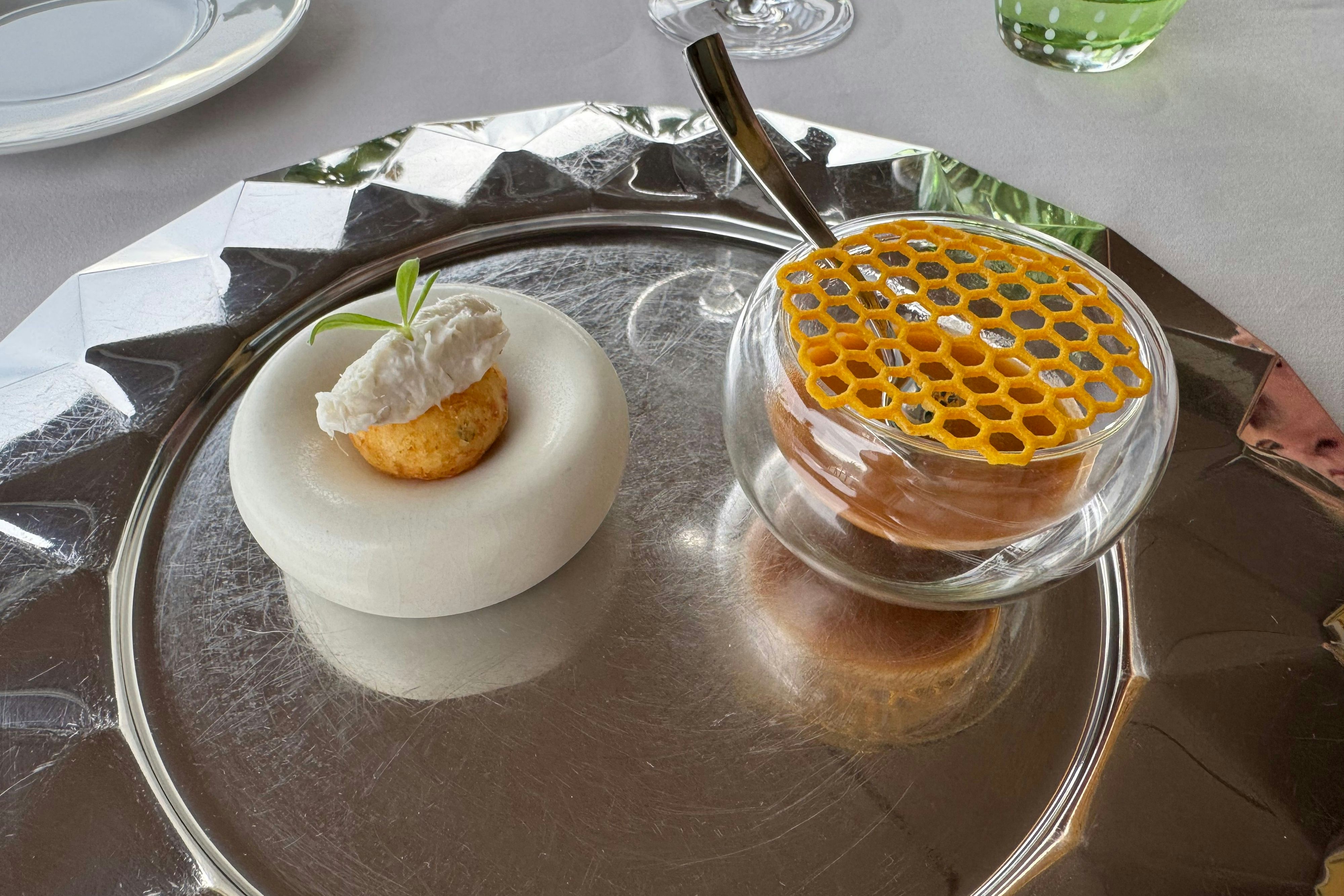 Gelbschwanzmakrele mit Kirschsauce