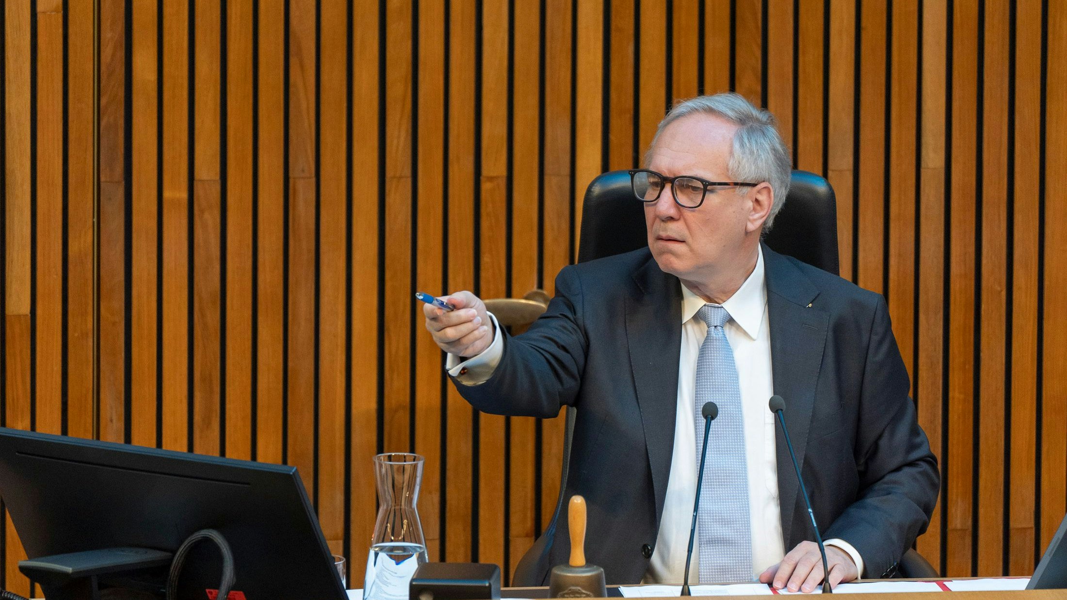 Heute.at - Politisch untragbar – ÖVP geht auf Rosenkranz los