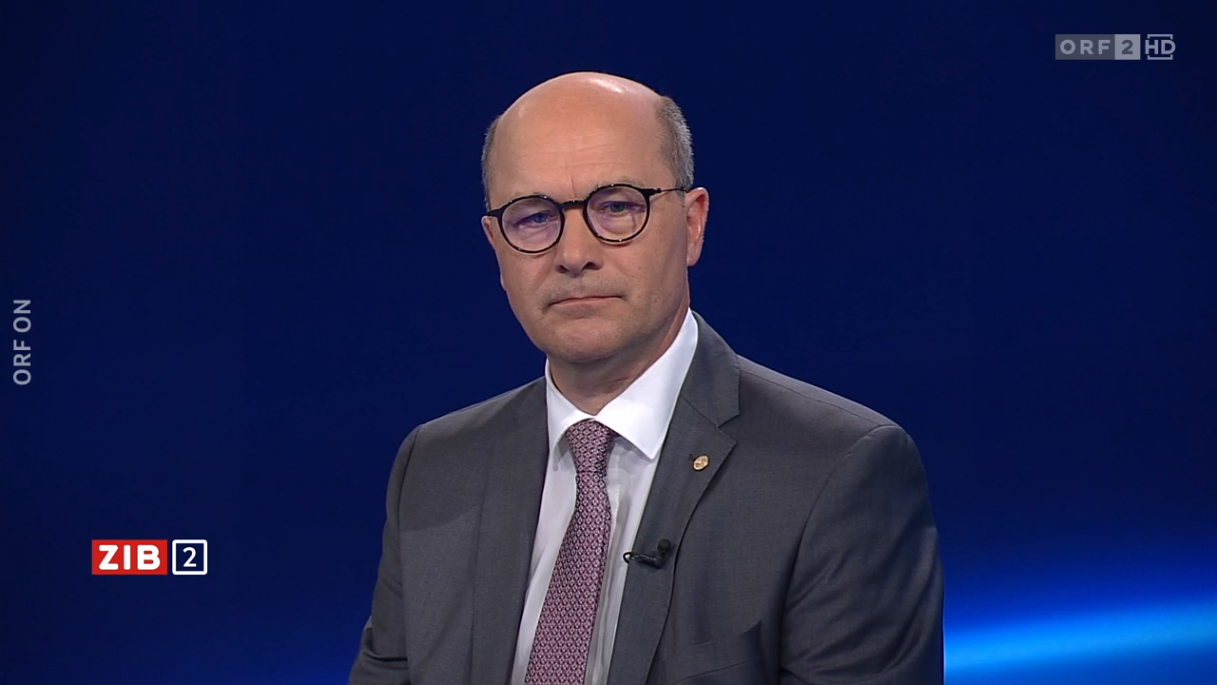 Gemeindebund-Präsident Johannes Pressl am späten Sonntagabend in der 