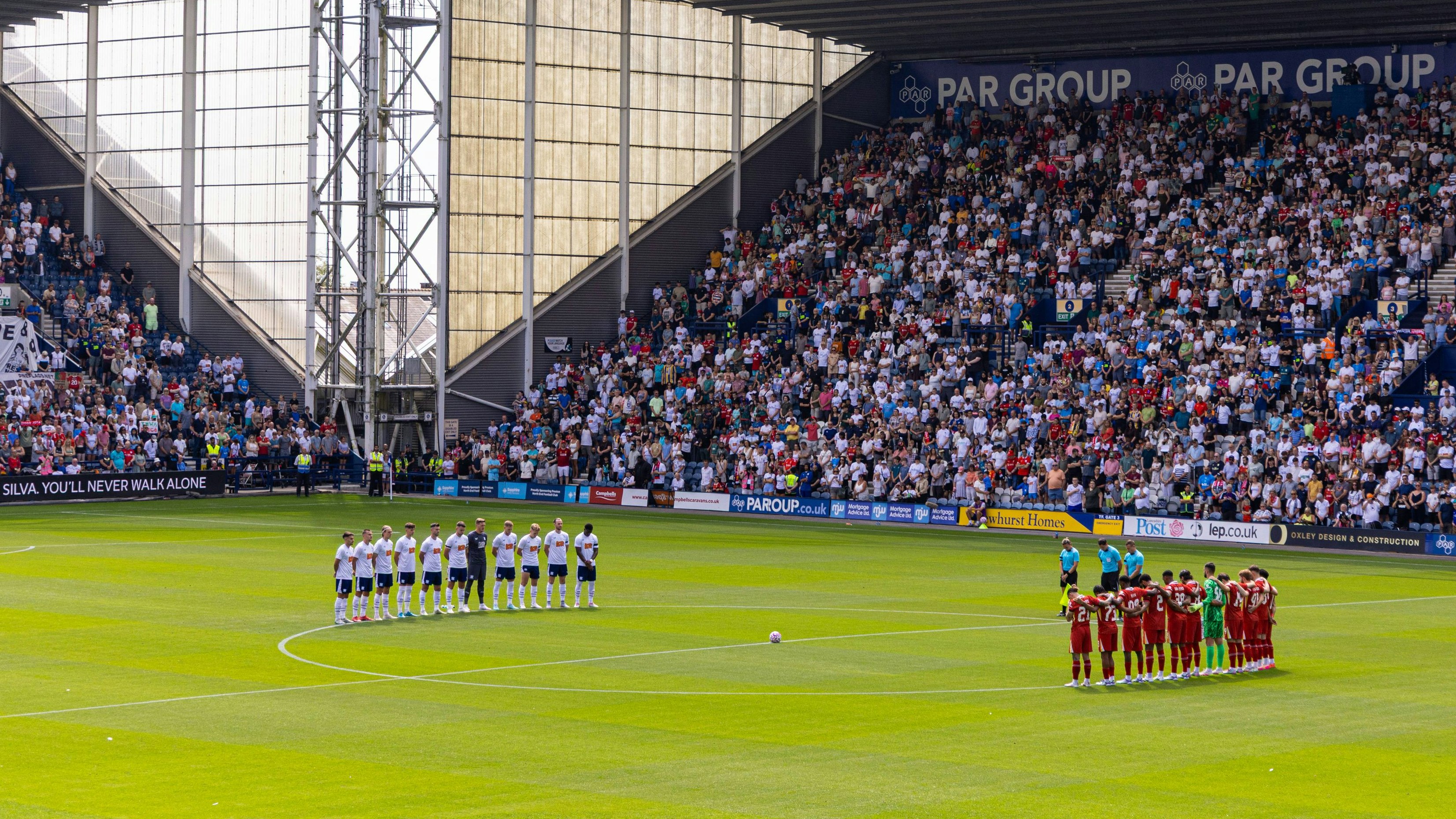 Heute.at - Rührende Szenen bei erstem Liverpool-Test nach Jota-Tod