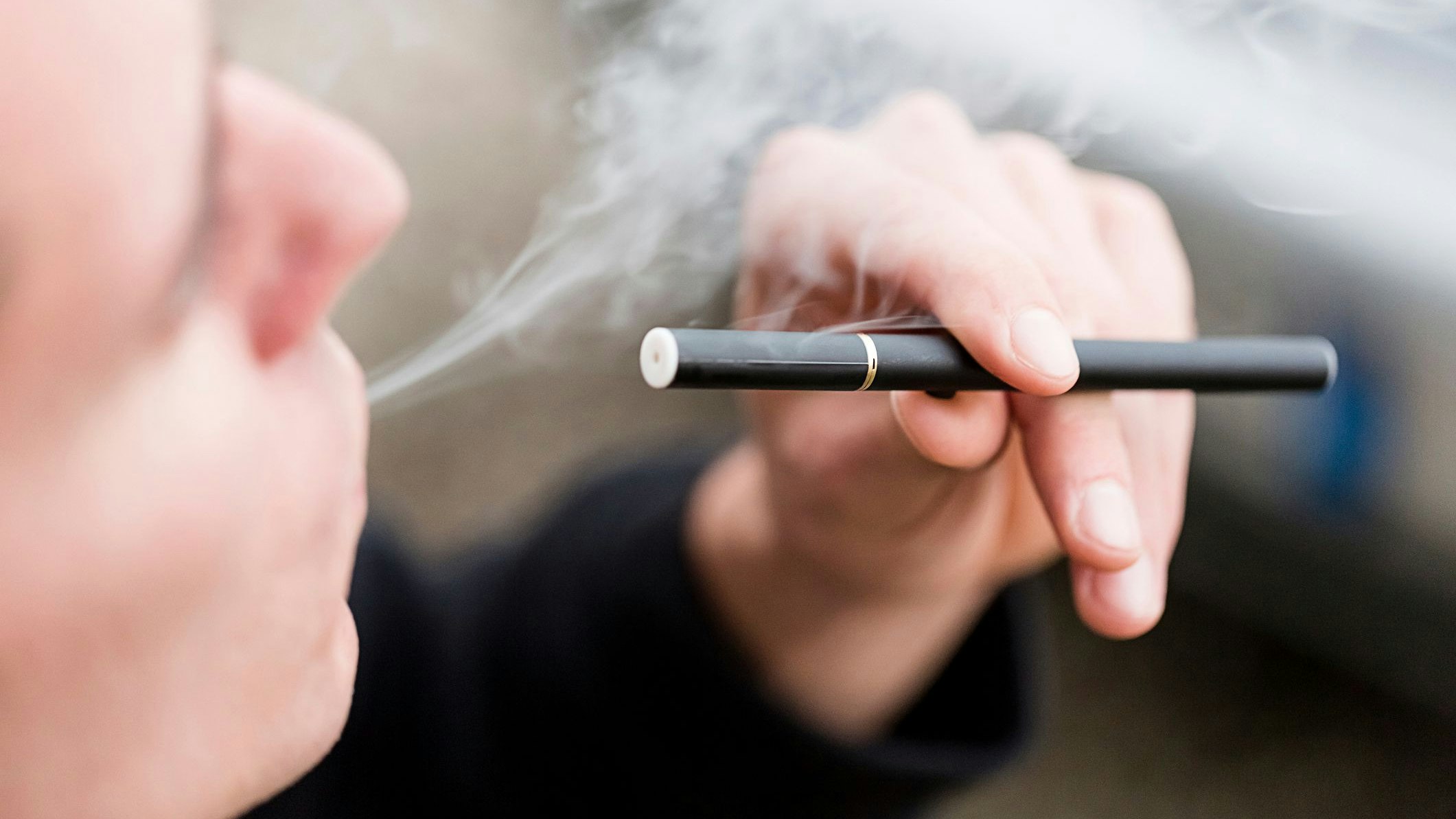 Heute.at - Enthüllt! So viele Teenies rauchen schon E-Zigaretten