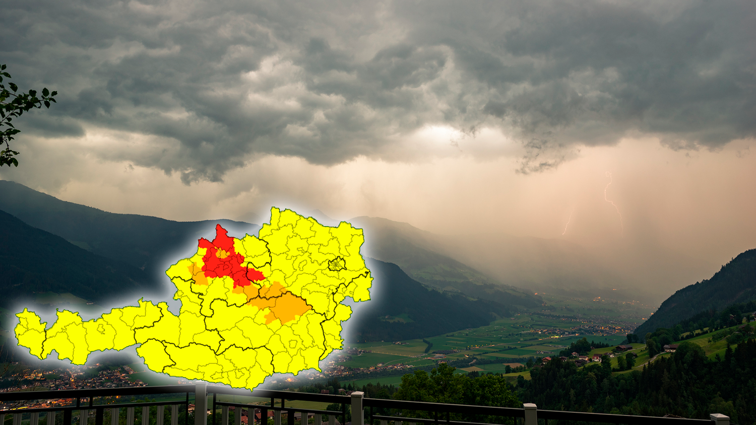 In Oberösterreich haben sich erste Gewitter gebildet.