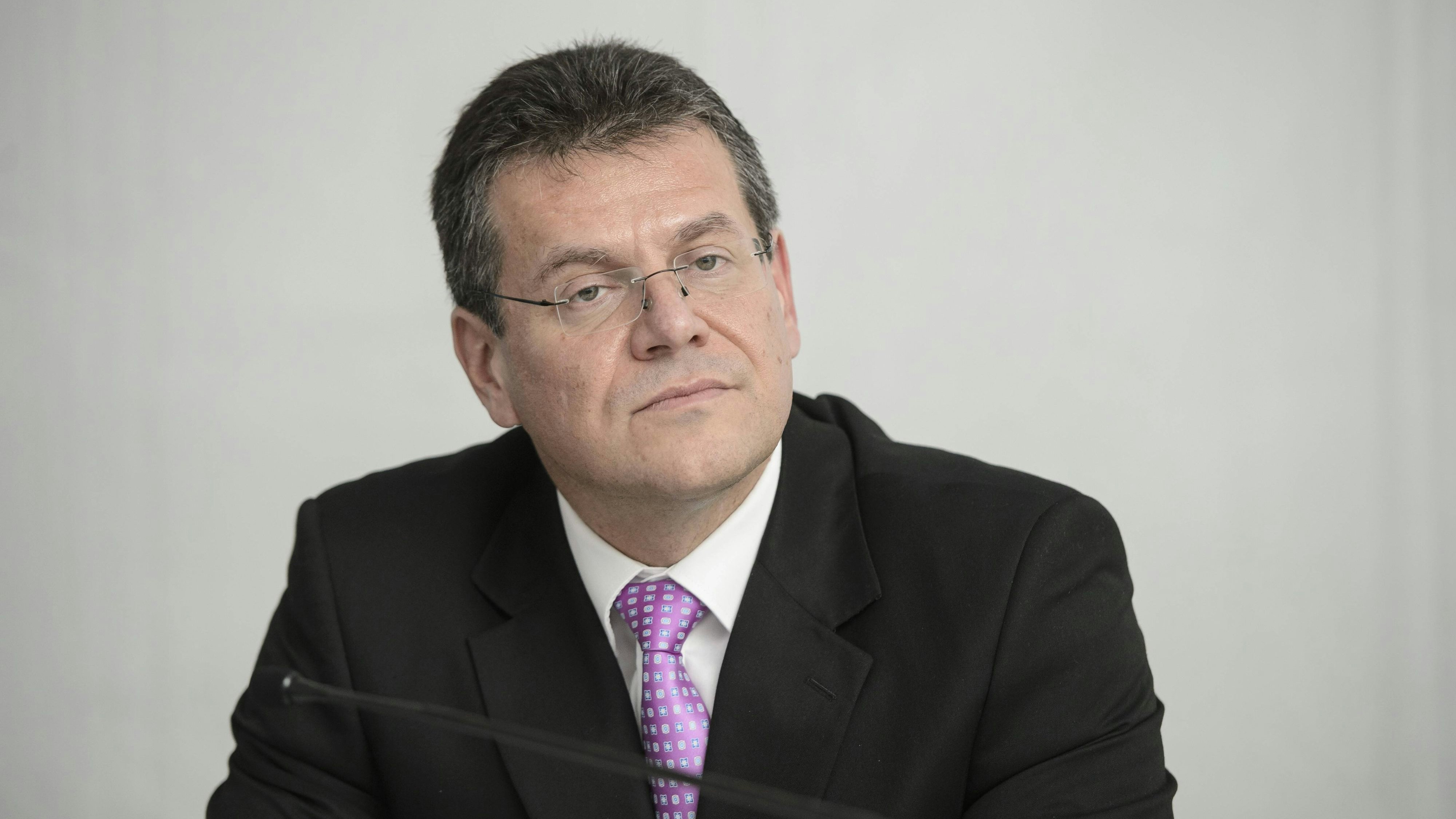 EU-Kommissar Maros Sefcovic hat angekündigt, man wolle den Mitgliedsstaaten neue vorbereitete Massnahmen im Zollstreit mit den USA vorlegen.