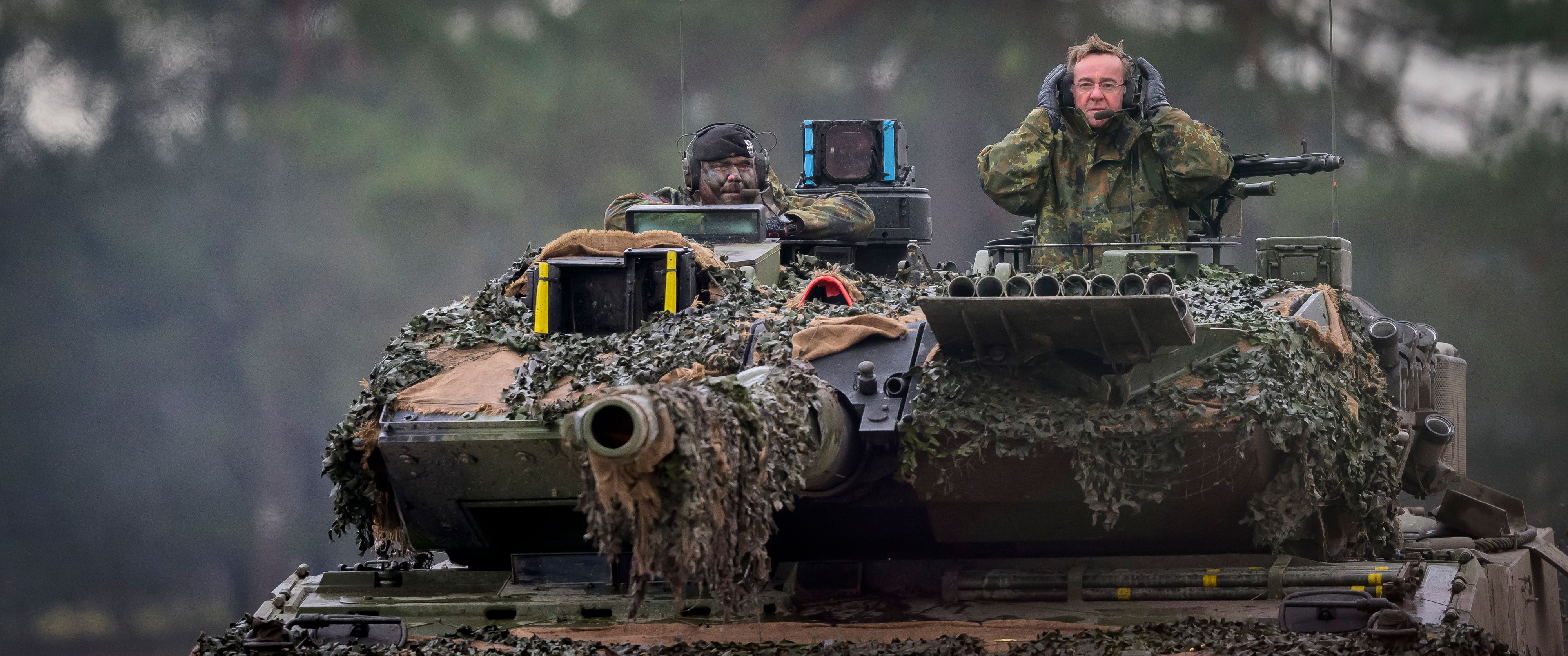 Deutschlands Verteidigungsminister Boris Pistorius zu Besuch beim Panzerbataillon 203 in Augustdorf. Archivbild, 2023.