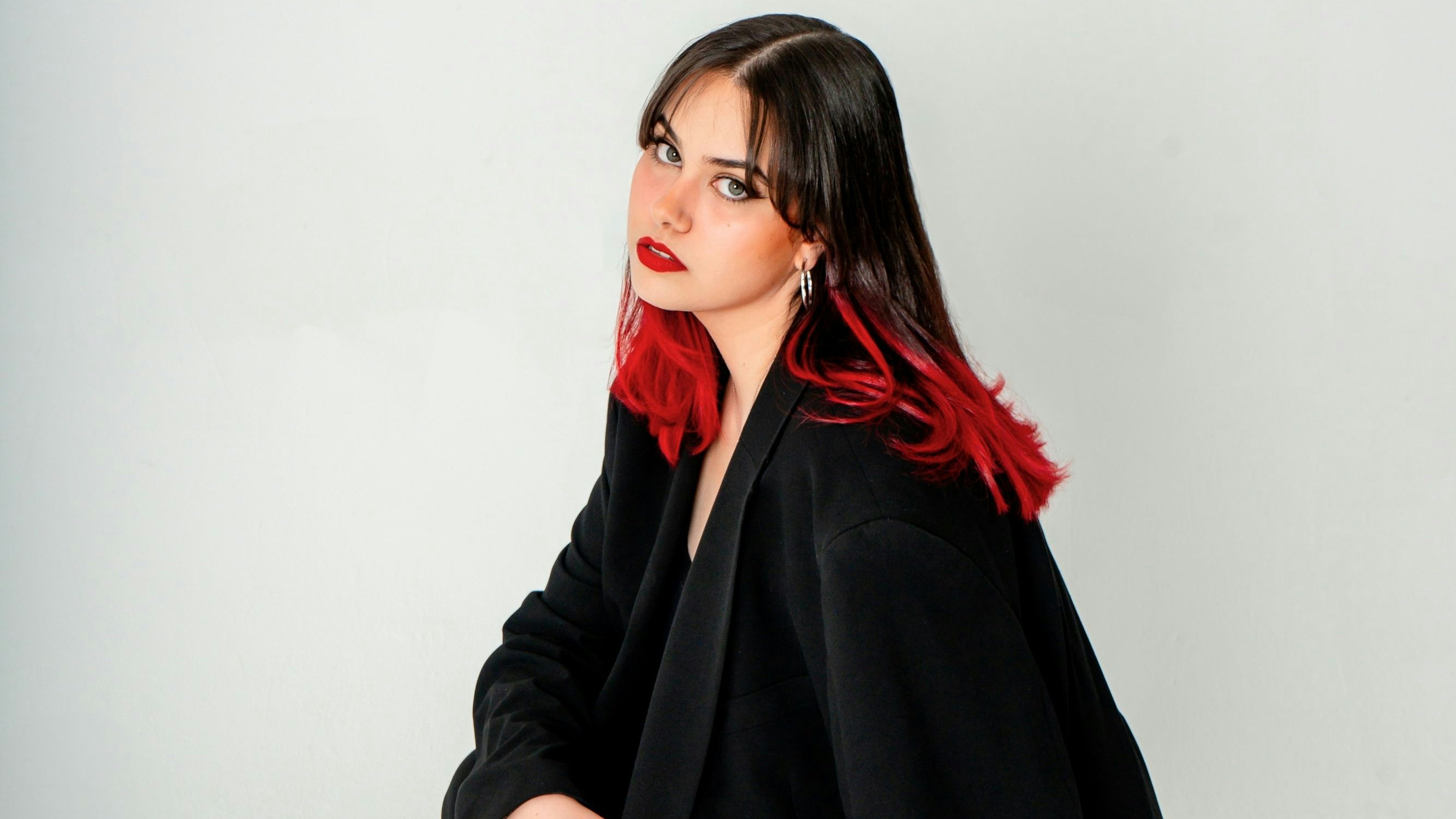 Heute.at - Talk That Talk – Teya rechnet mit Musikbusiness ab