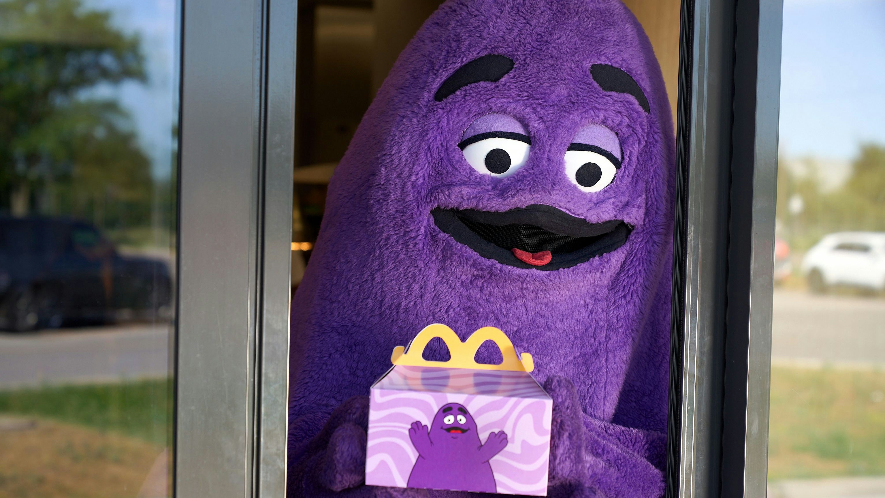 Heute.at - Lila Spaß im MQ! Grimace-Festival startet nun in Wien