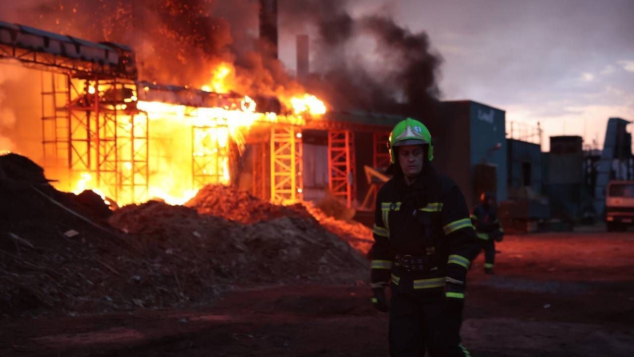 Heute.at - Russen-Angriffe auf polnische Fabrik und Donau-Stadt
