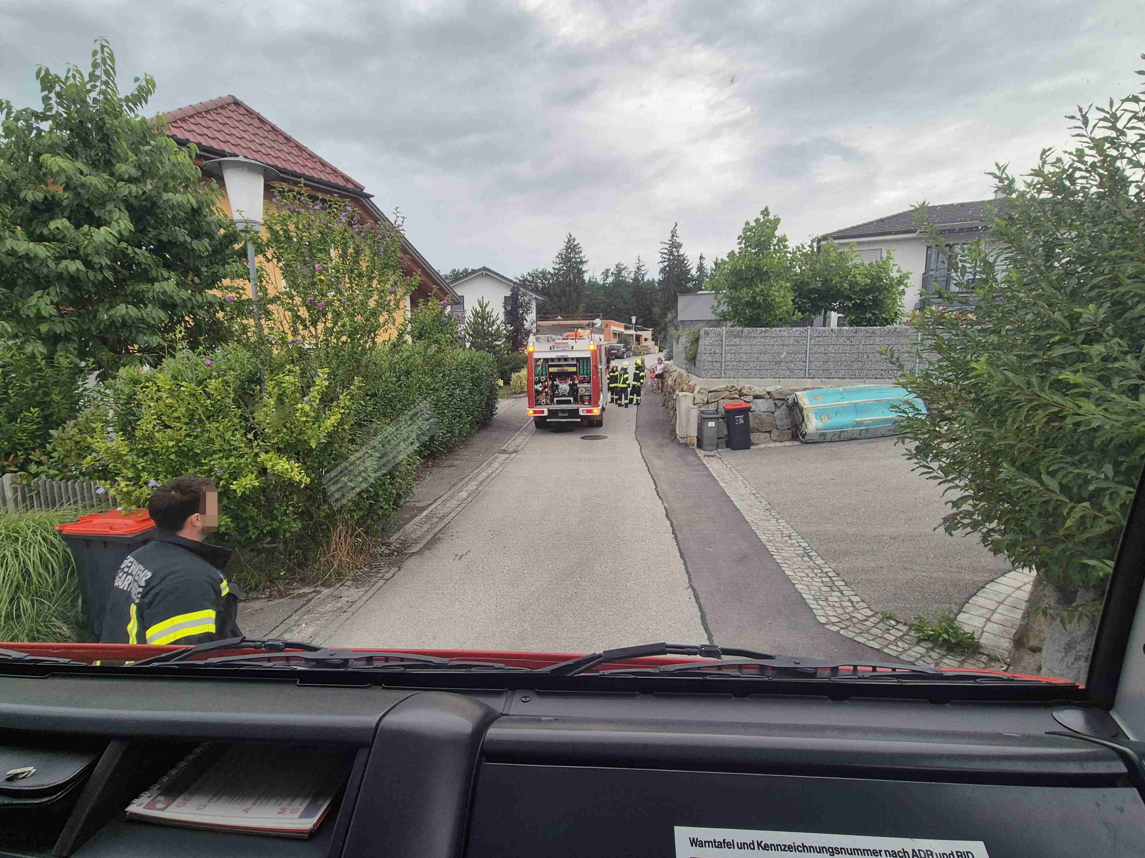 Die Anfahrt zum eingeschlossenen Kind gestaltete sich mehr als mühsam.