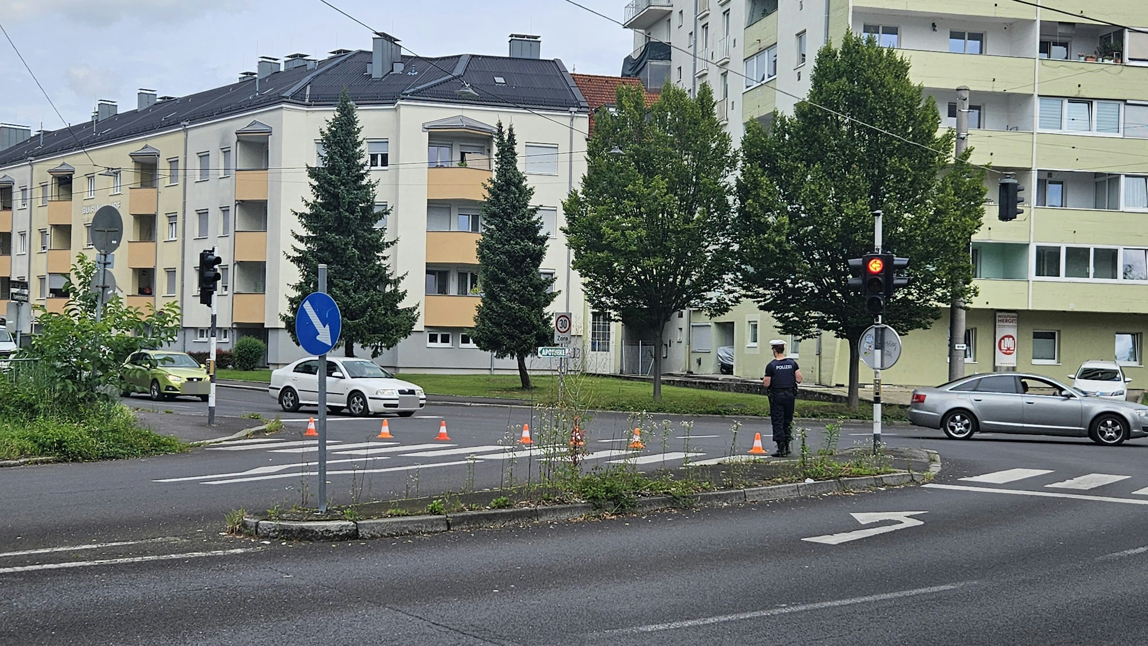 Der Bereich am Unfallort wurde großräumig abgesperrt.
