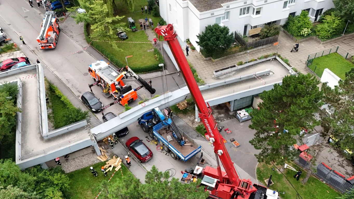 Heute.at - Wie in Katastrophenfilm – Schock nach Brückeneinsturz