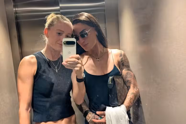 Lea Schüller und Martina Piemonte sind ein Paar.