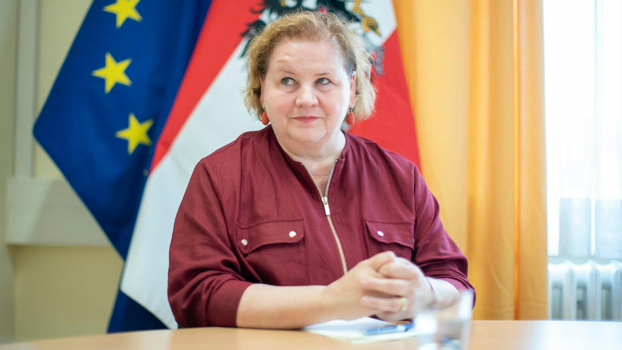 Wer arbeitsfähig ist und keine Betreuungspflichten hat, muss dem Arbeitsmarkt zur Verfügung stehen.