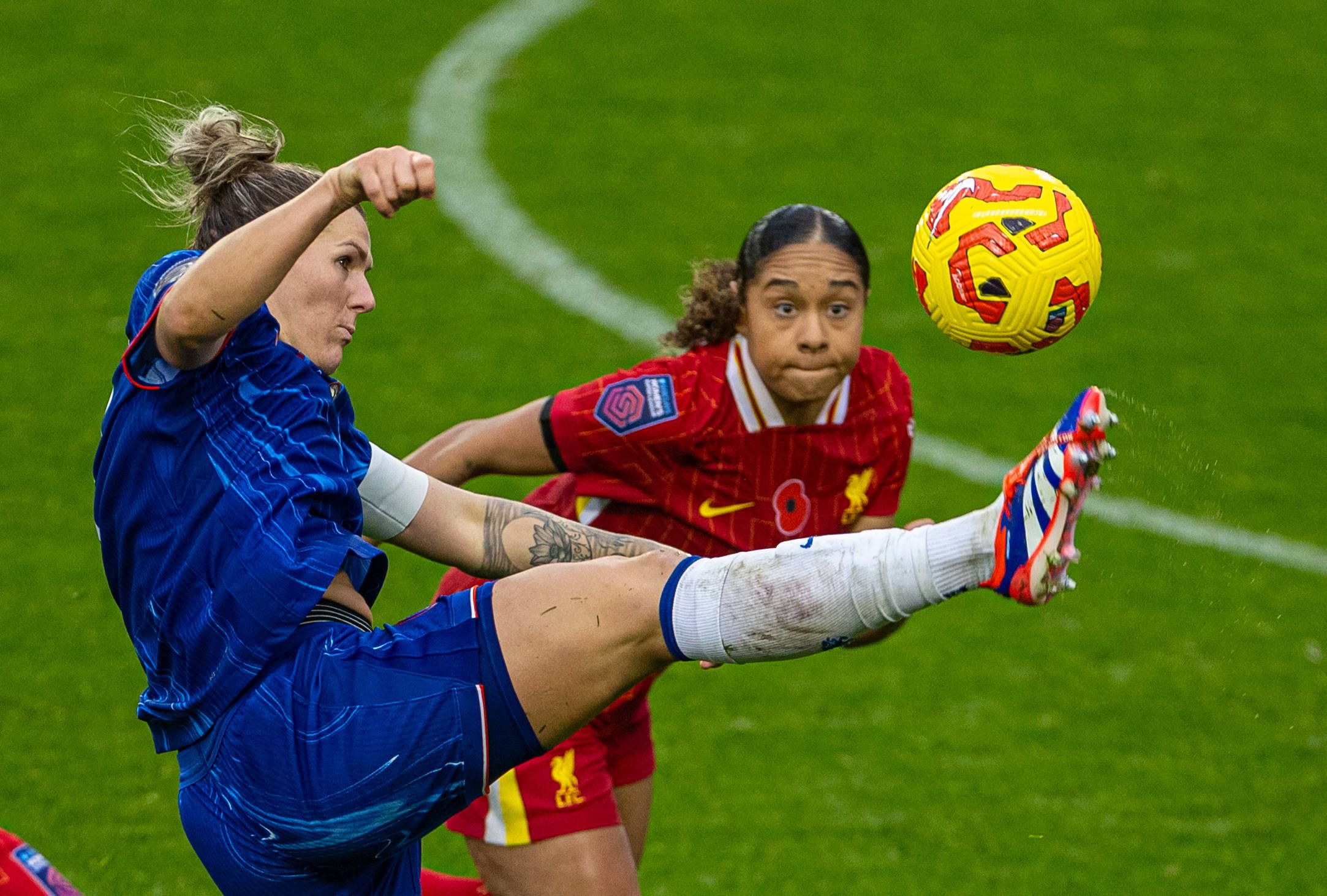 Olivia Smith im Liverpool-Trikot
