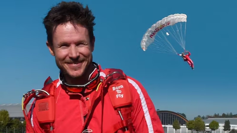 <strong>18.07.2025: Jede Hilfe kam zu spät – so starb Felix Baumgartner.</strong> Extremsportler Felix Baumgartner ist bei einem Paragliding-Unfall im Italien-Urlaub überraschend ums Leben gekommen. Was bisher bekannt ist. <a data-li-document-ref="120120027" href="https://www.heute.at/s/jede-hilfe-kam-zu-spaet-so-starb-felix-baumgartner-120120027">Weiterlesen &gt;&gt;</a>