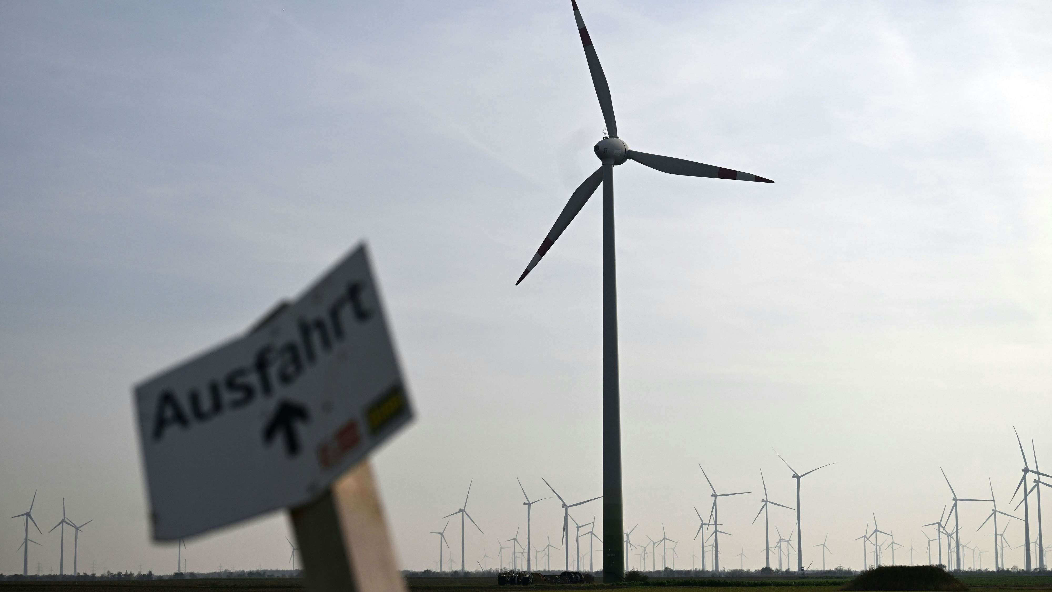 Ohne klare Vereinbarungen mit den Ländern herrscht beim Ausbau der Windkraft Windstille