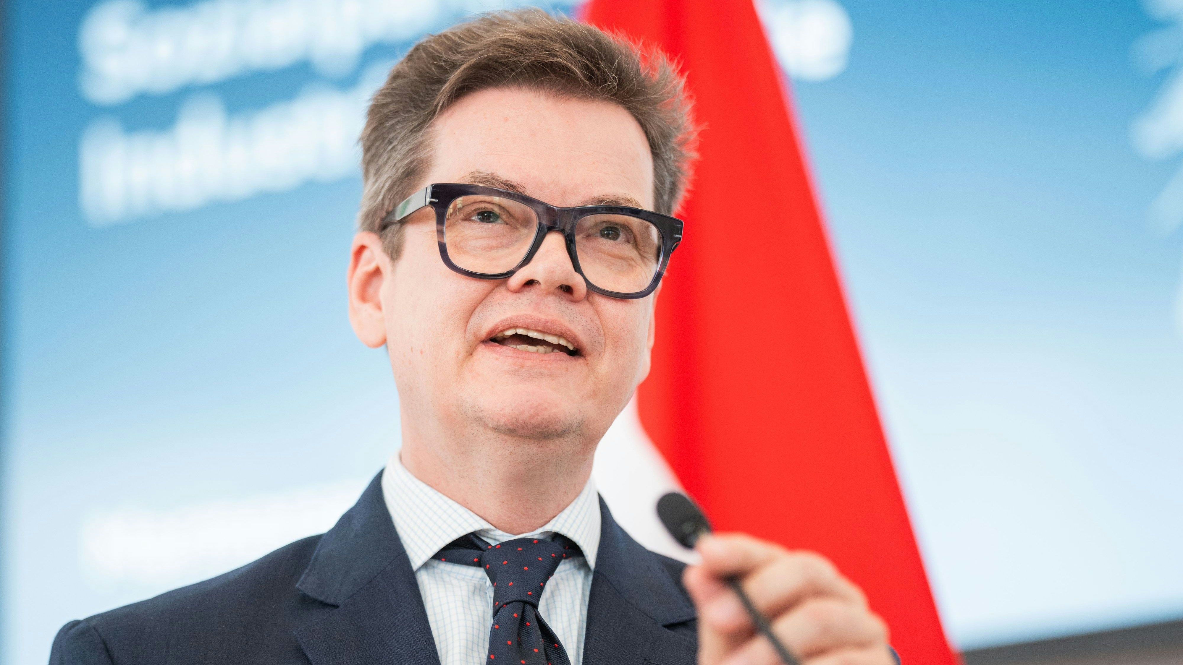 "Mit der steigenden Teilzeitquote werden wir unseren Wohlstand nicht nachhaltig finanzieren können", so Christoph Neumayer.