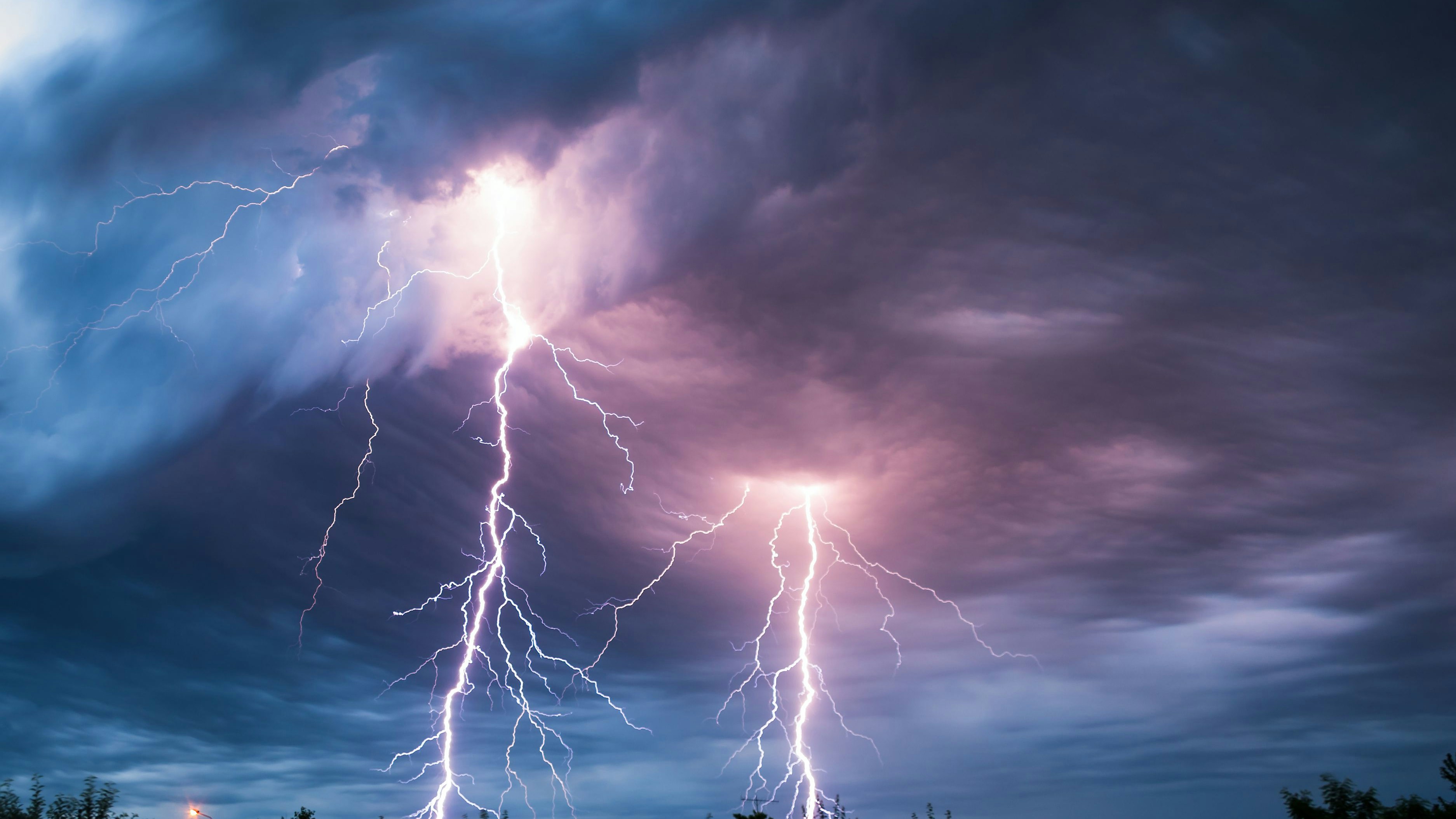 Heute.at - Neue Karte zeigt, wo jetzt schwere Unwetter wüten