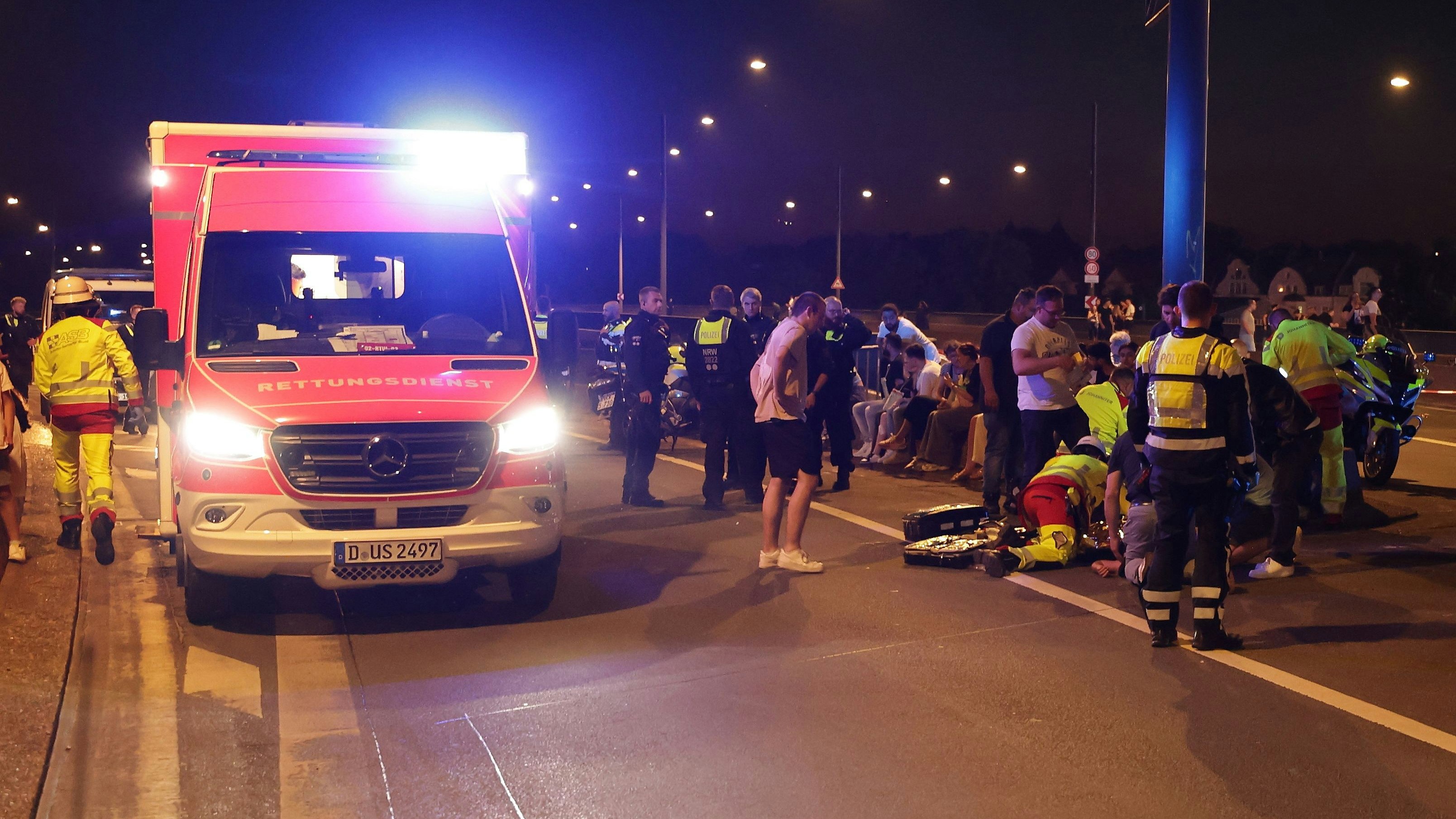 Heute.at - Feuerwerk explodiert in Menge – es gibt viele Verletzte