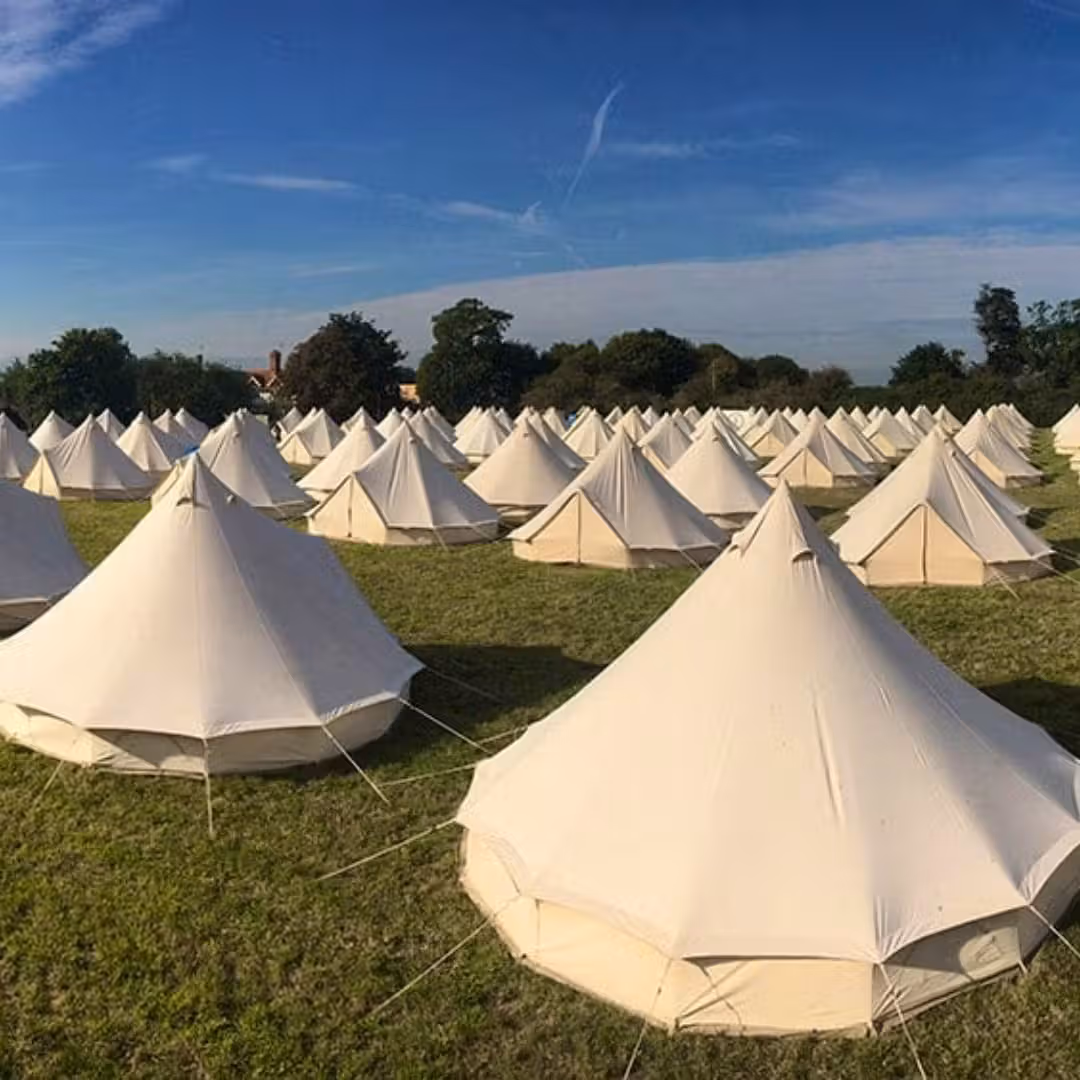 In Allington, einem englischen Dorf mit nur 897 Einwohnern, findet das dreitägige Swinger-Festival Swingathon mit rund 1000 Teilnehmenden statt.