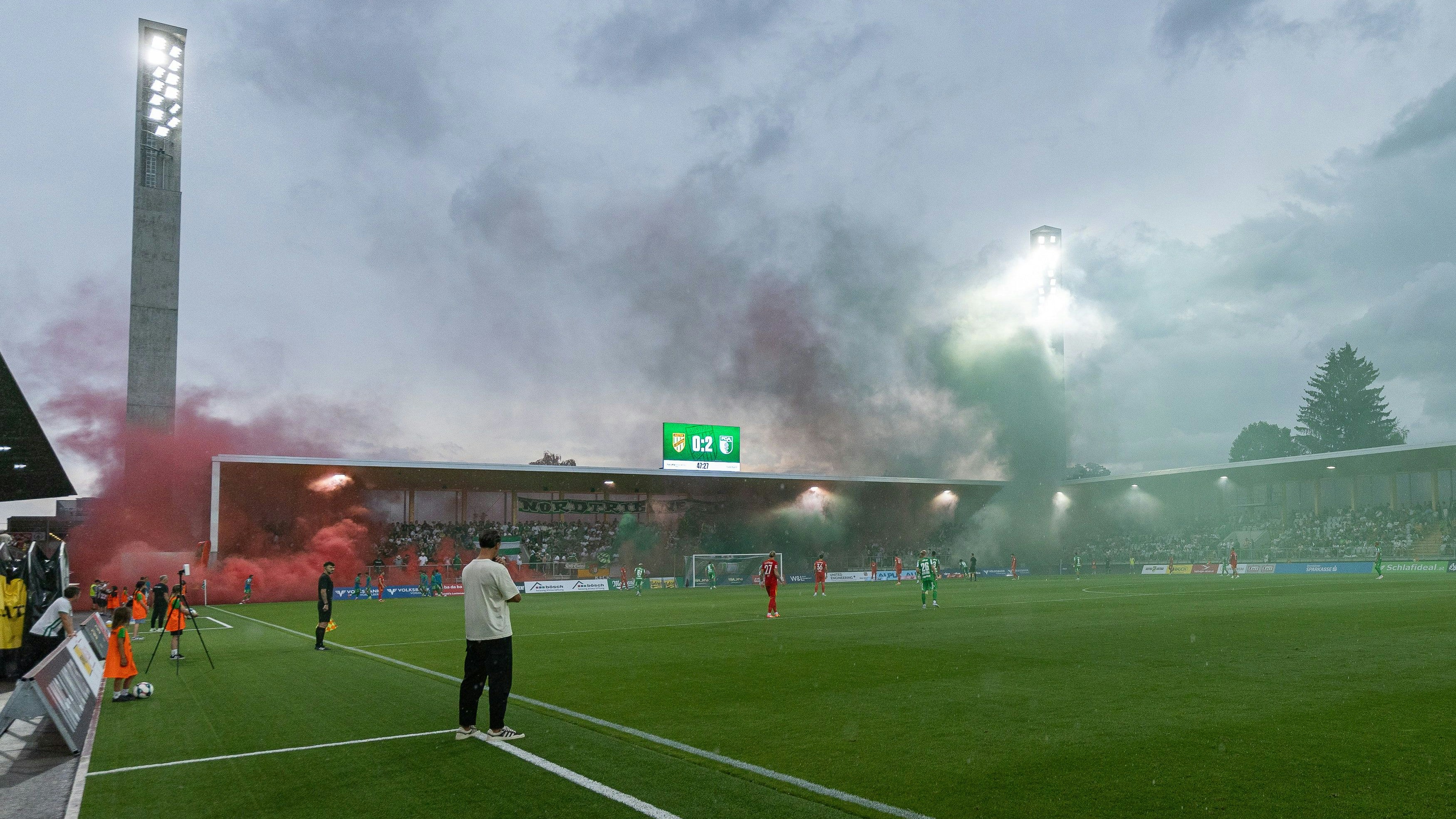 Nach dem Testspiel in Lustenau kam es zu einer Massenschlägerei. 