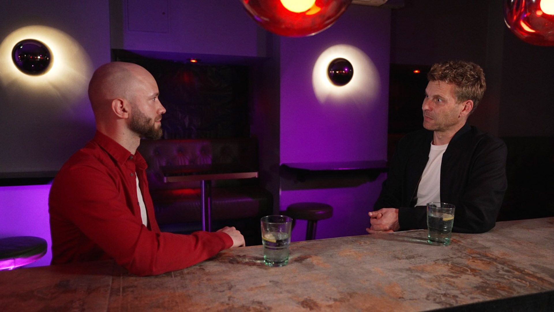 Dorian im Gespräch mit TV-Star Christoph Feurstein (r.)