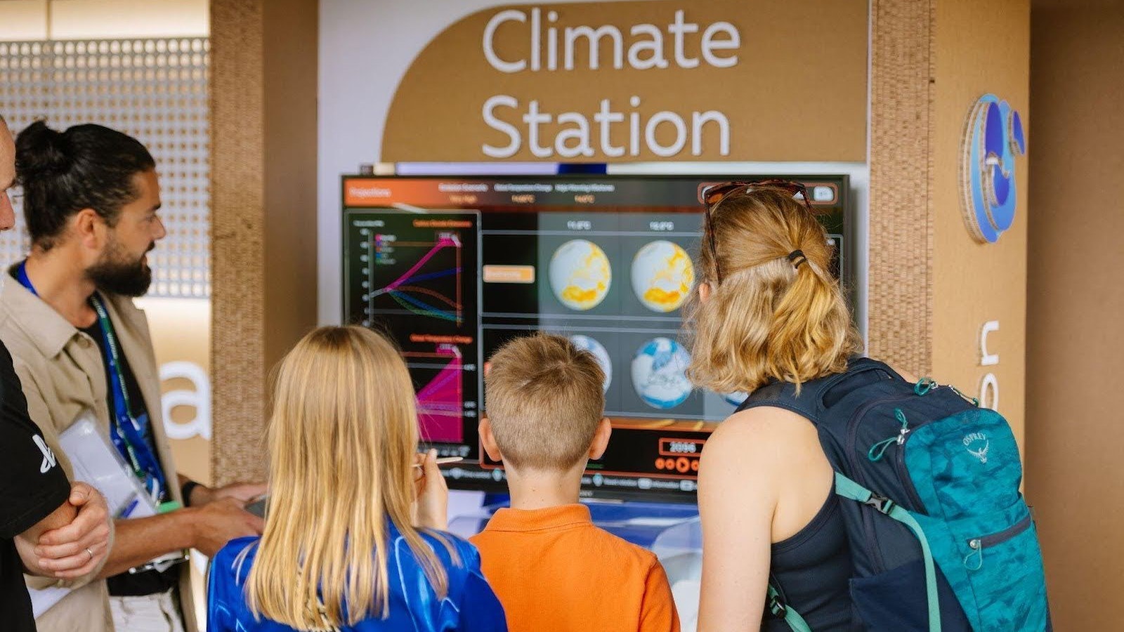 Erste öffentliche Vorführung von "Climate Station" im Londoner Zoo.