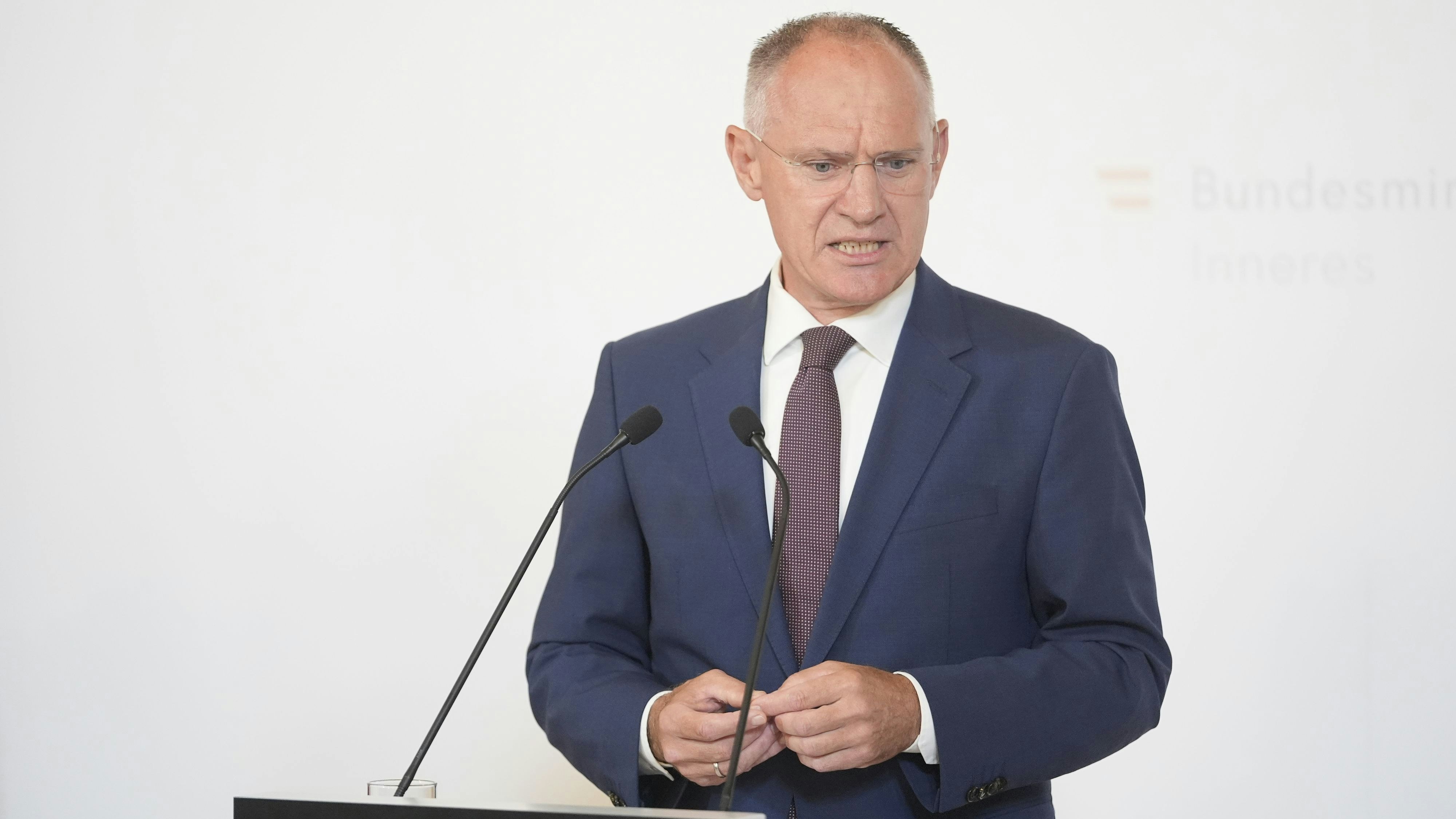 Innenminister Gerhard Karner (ÖVP): "Das ist ein wichtiger Schritt, um die Bevölkerung weiter zu entlasten."