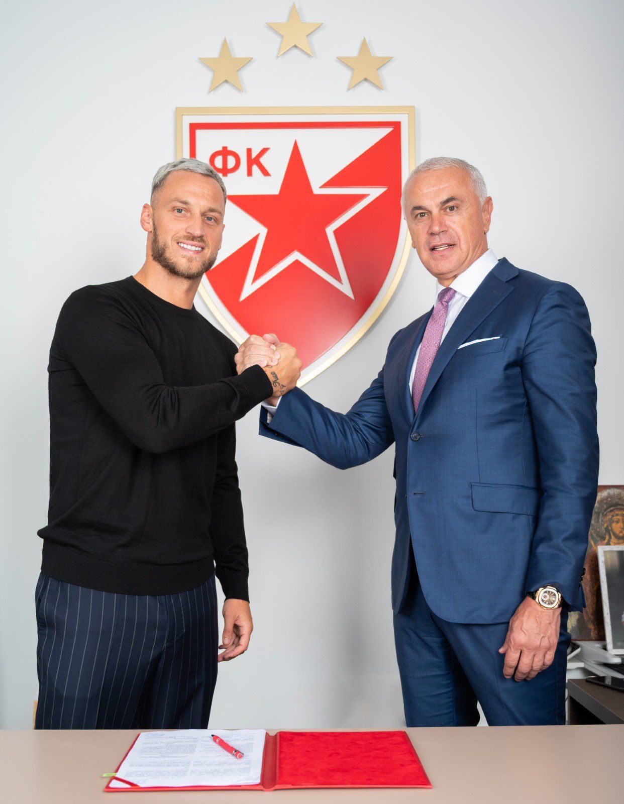 Marko Arnautovic wurde bei Roter Stern Belgrad vorgestellt.