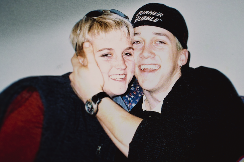 Amy mit ihrem Bruder Brad, kurz vor ihrem mysteriösem Verschwinden