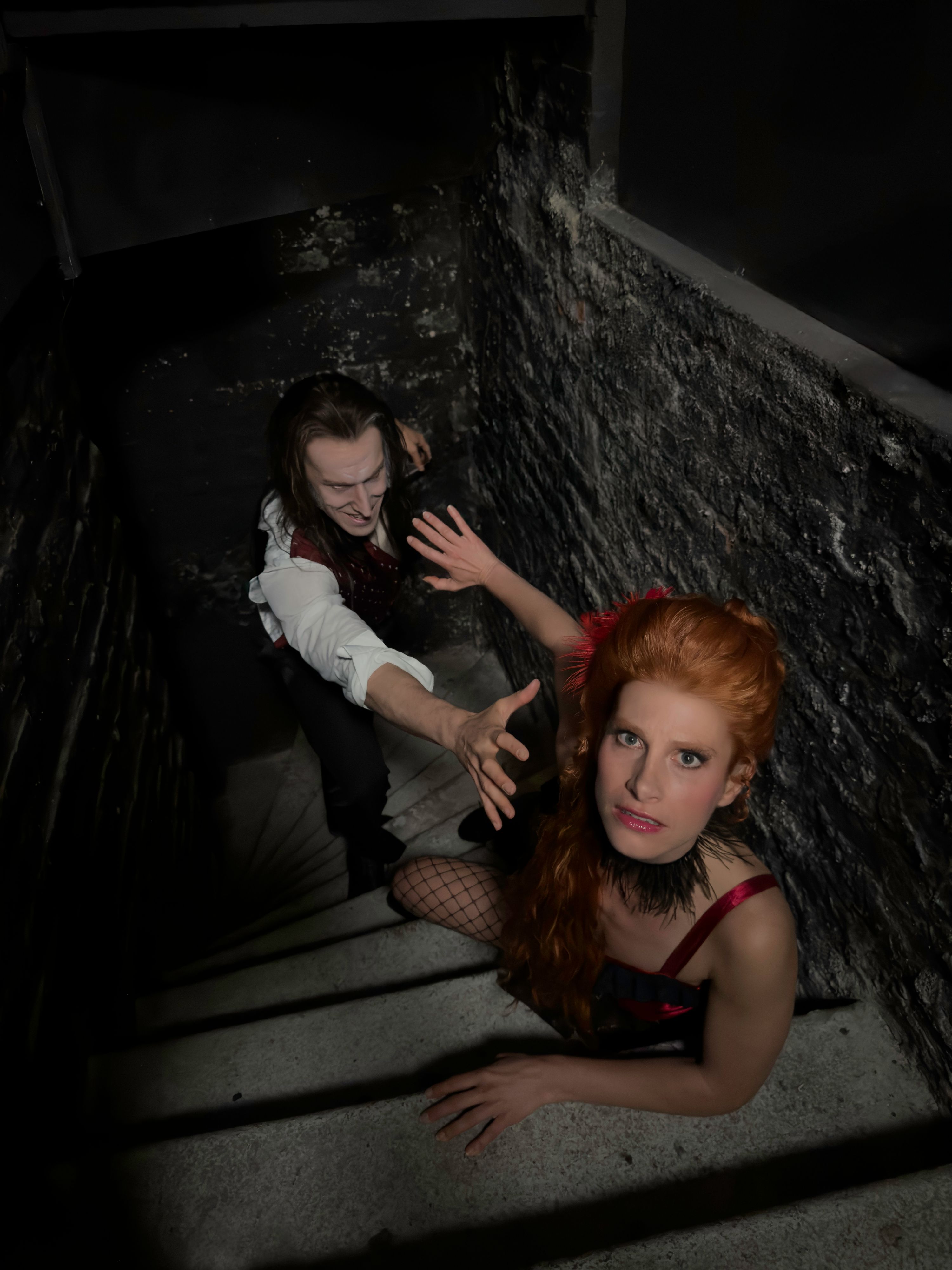 Florian Fetterle als Mr.Hyde und Anna Burger als Lucy