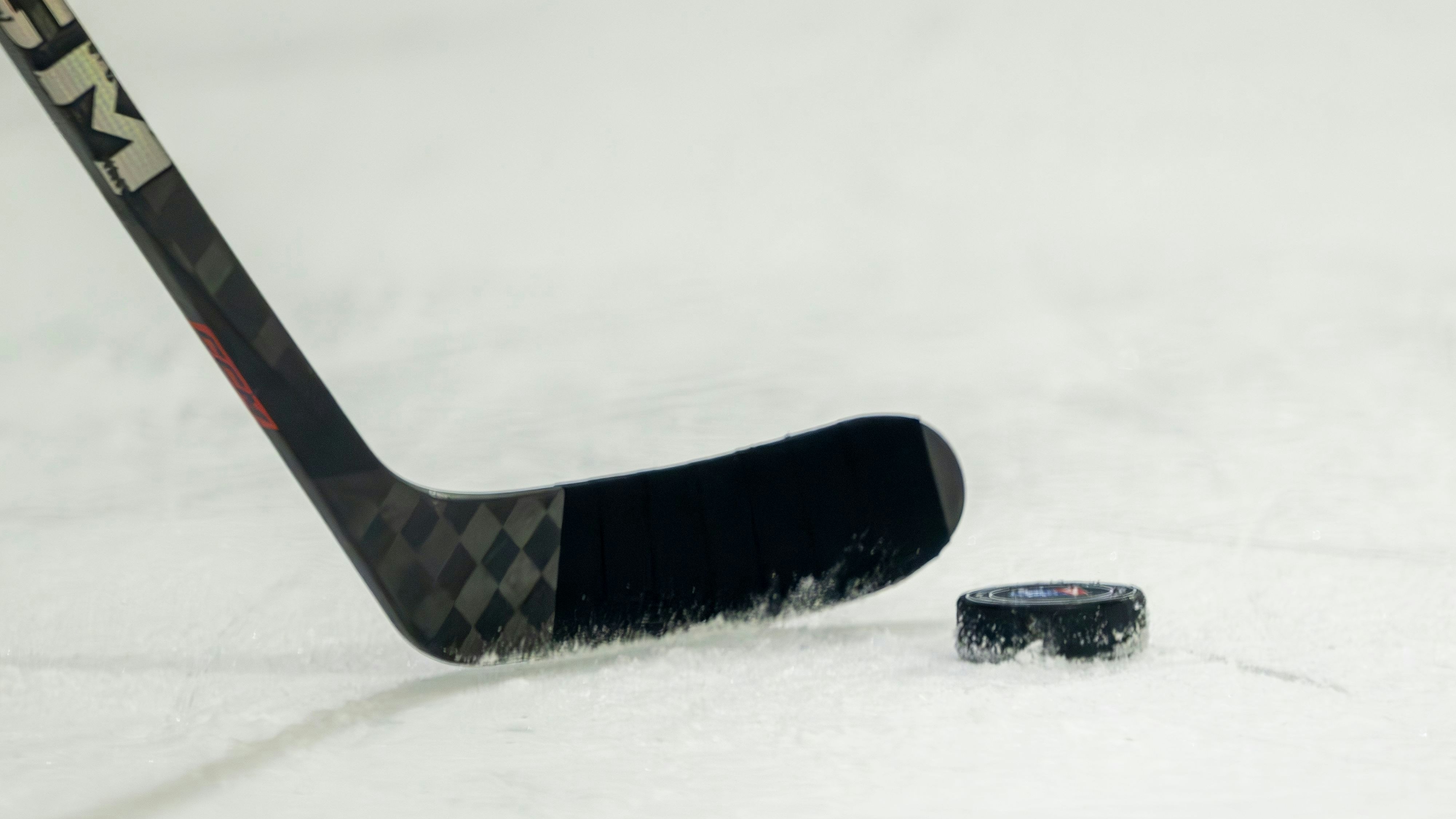 Heute.at - Eishockey-Talent (19) auf Ibiza in den Tod gestürzt
