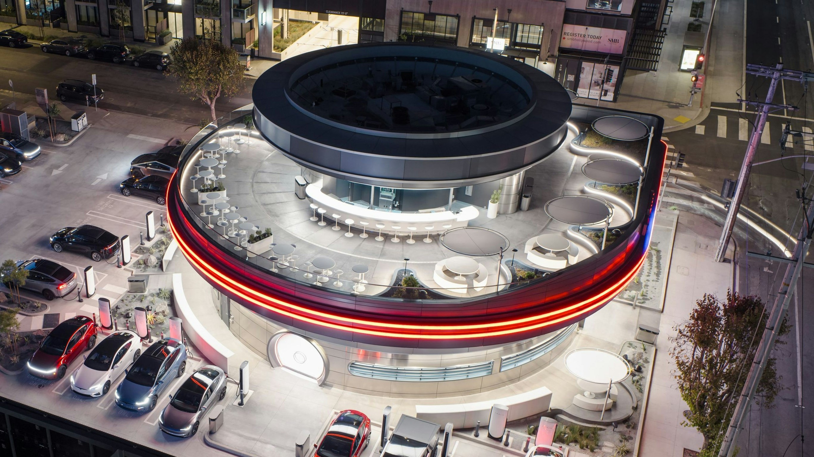 Heute.at - Musk eröffnet erstes Tesla-Restaurant