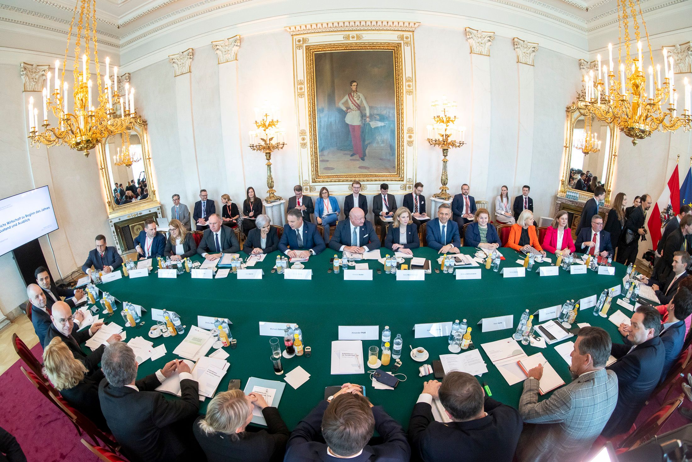 Der Ministerrat tritt am 23. Juli noch einmal zusammen, bevor auch die Regierung sommerbedingt einen Gang runterschaltet.